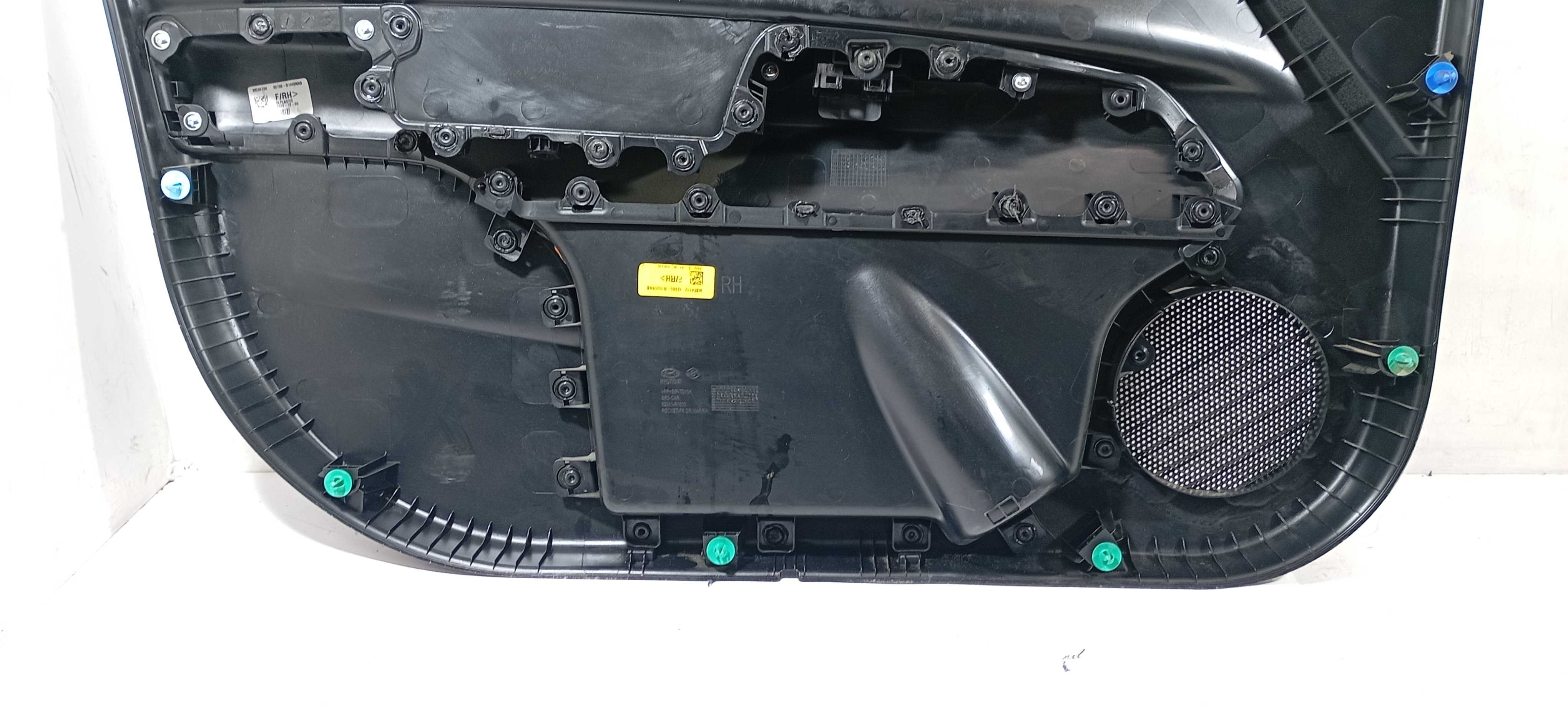 Forro Porta Dianteiro Direito Hb20 Comfort 2023 82320r1010 7