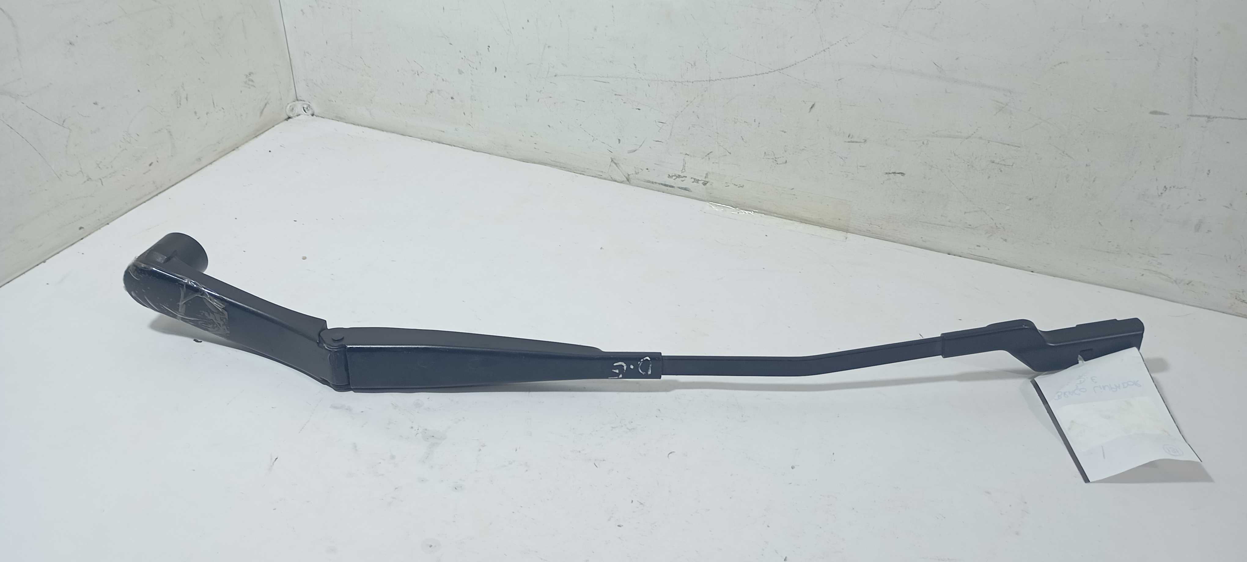 Braço Limpador Parabrisa Esquerdo Tracker Lt 2024 97036203 Esquerdo 2