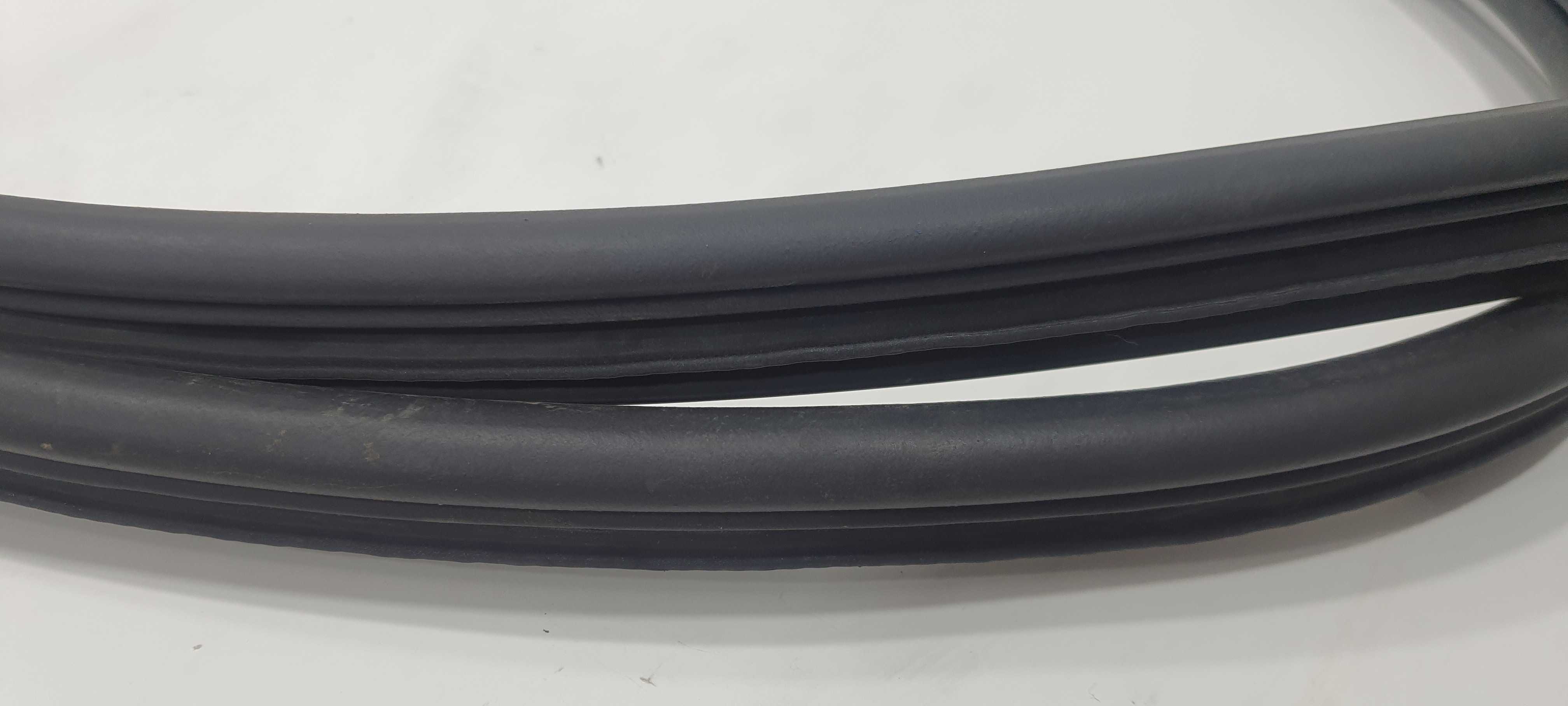 Borracha Porta Diant Direita Kia Sorento 2.4 2012 821402p000 4