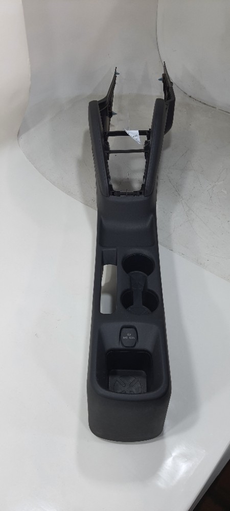 Console Central Nissan Kicks Ano 2019 240165ra0a 2
