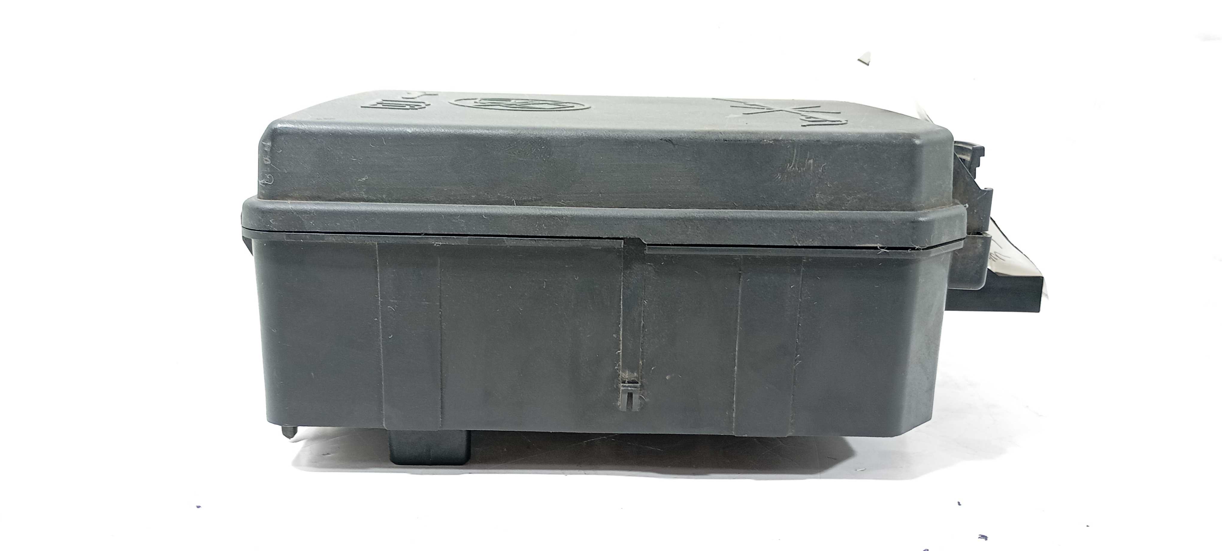 Caixa Fusível Motor Gm Onix Active 1.4 2018 52126000 4