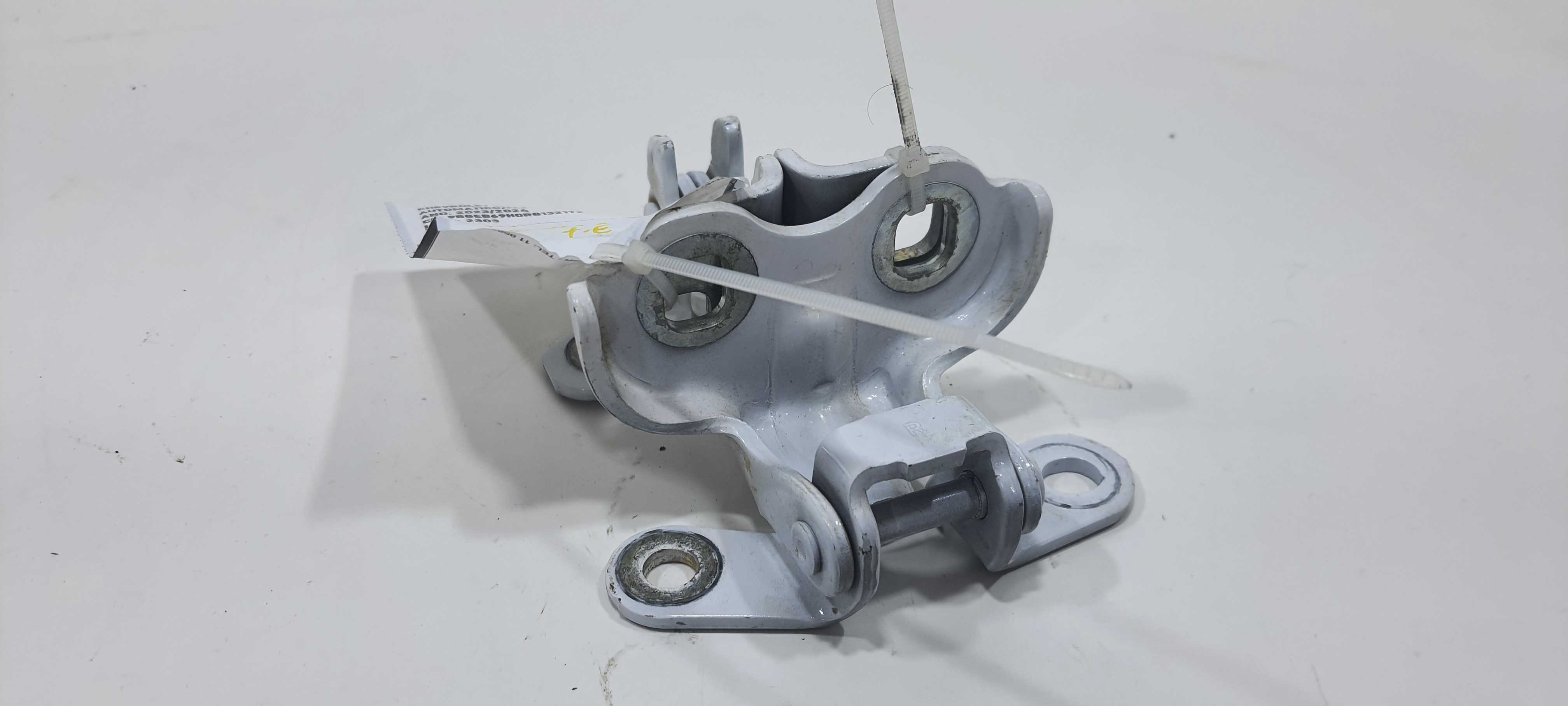 Dobradiça Porte T. Esquerdo Gm Onix Sedan Lt 1.0 2024 V2303 2