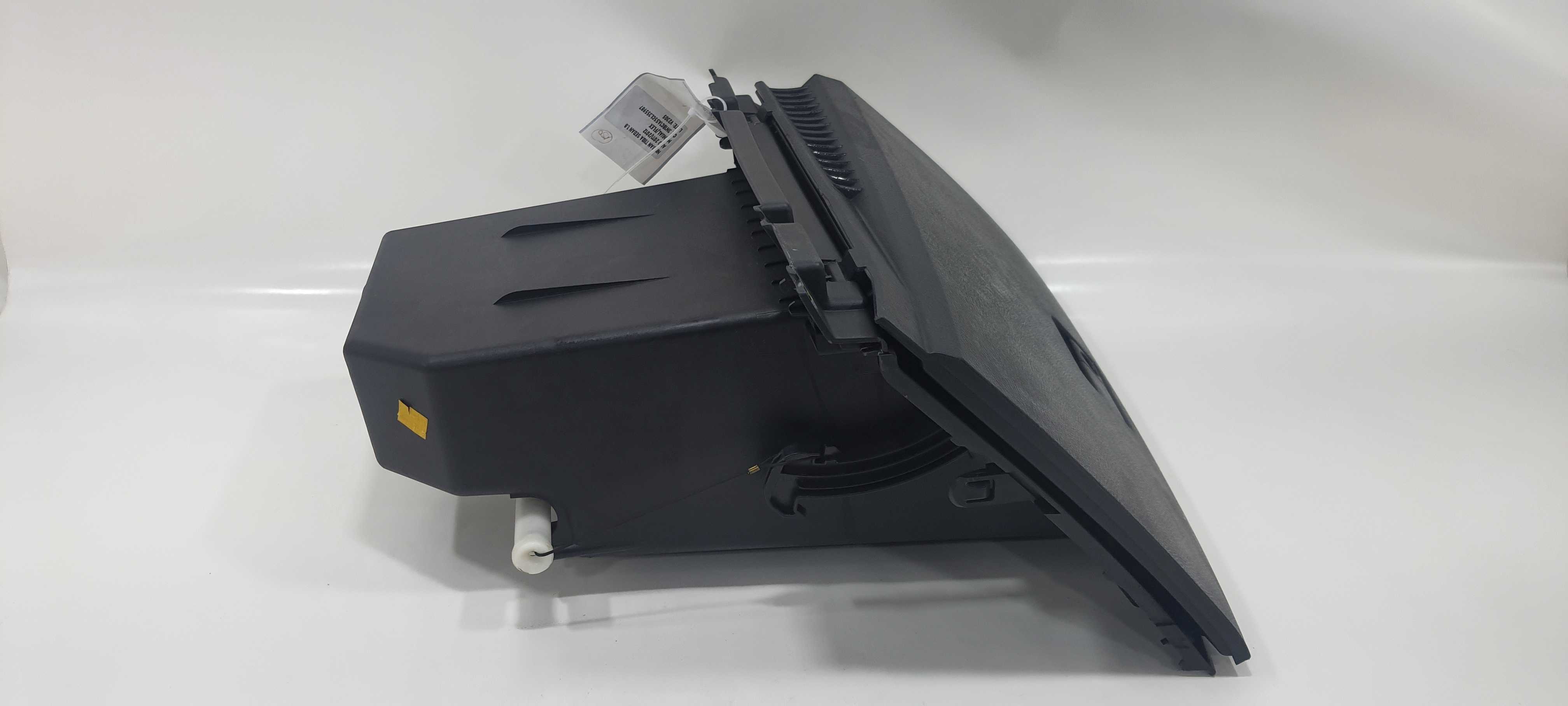 Porta Luvas Nissan Tiida Sedan 1.8 2012 V2305 2