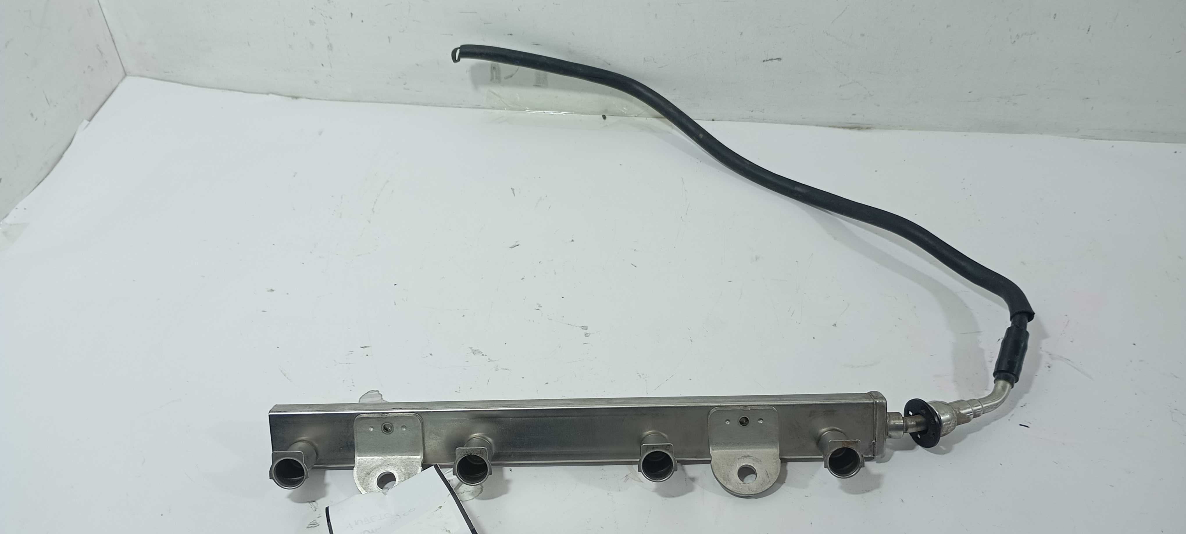 Flauta Bicos Hyundai Ix35 2.0 2012 353002e201 2