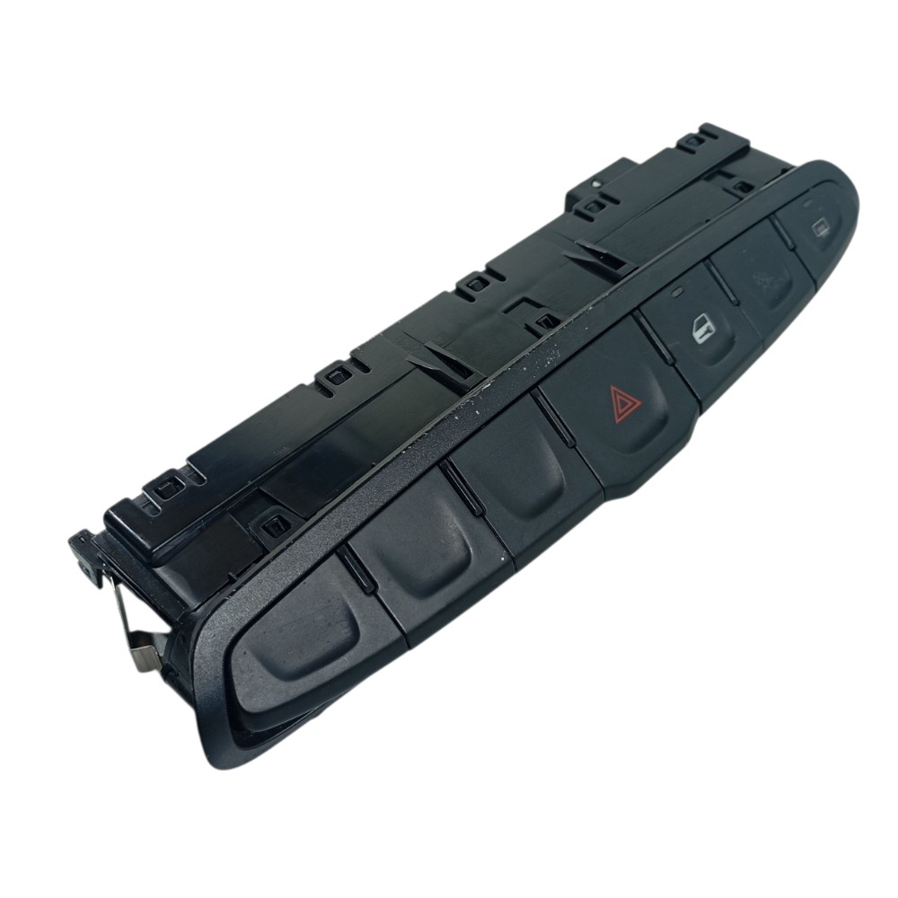 Botão Alerta Pisca Argo Drive 1.0 2023 100248255 Preto 3
