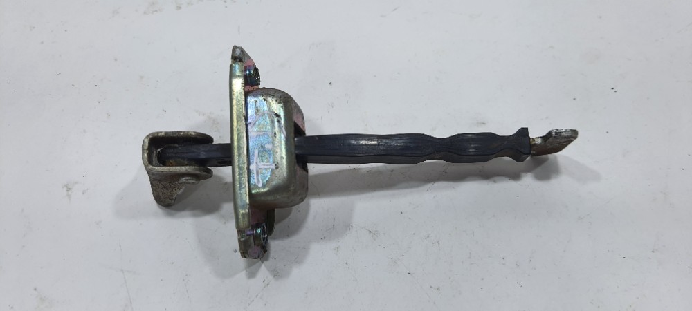 Limitador Porta Traseira Direita Nissan March S 1.0 Ano 2019 4
