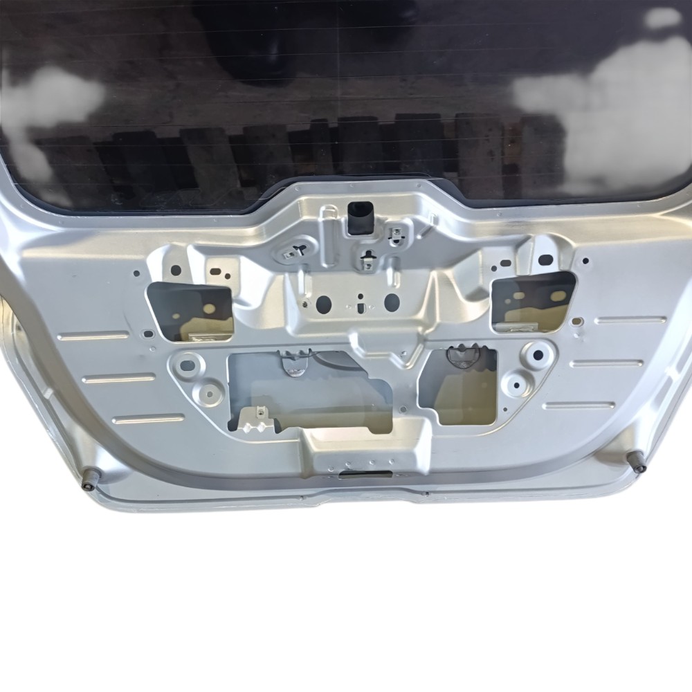 Tampa traseira Ford Ka hatch 2020 ate 2022 E3B5A40010AA 5