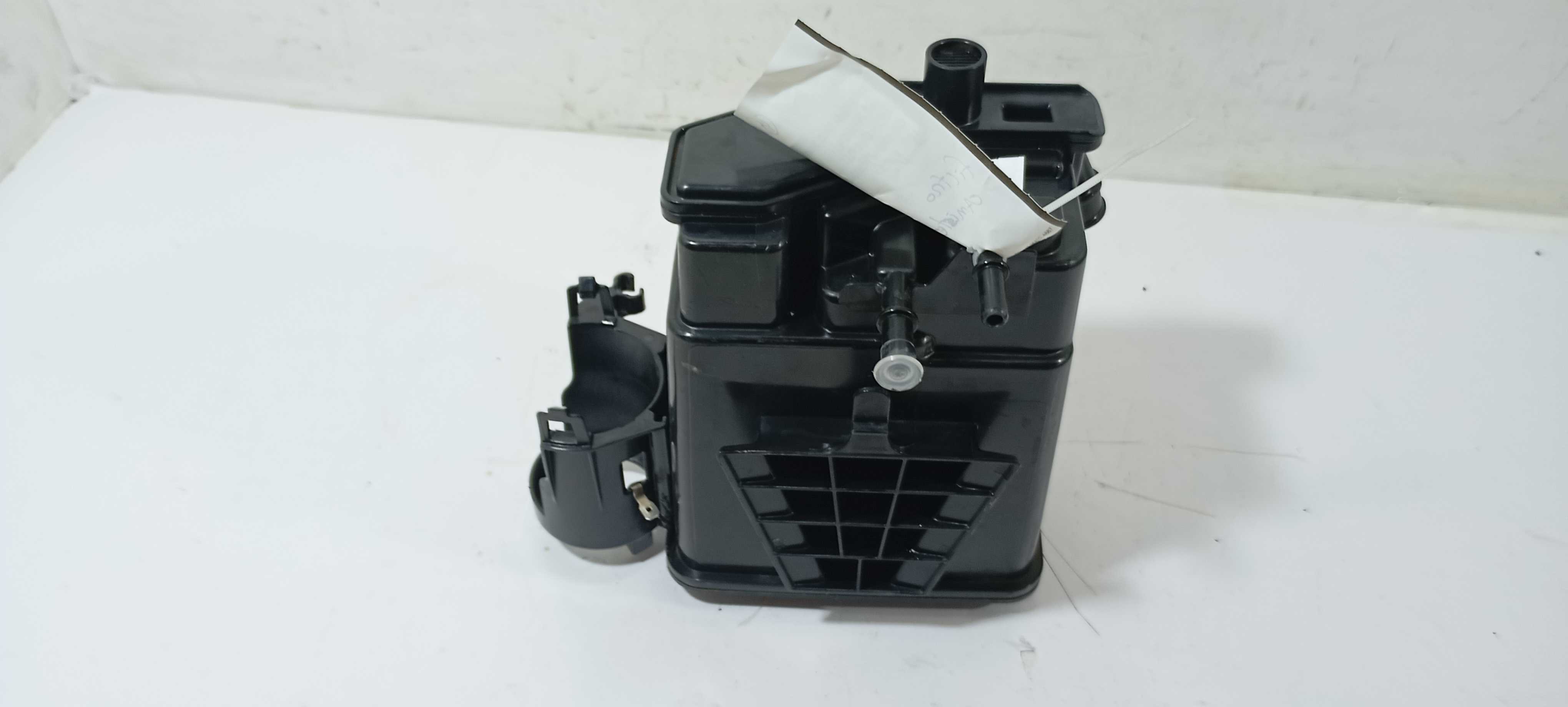 Filtro Canister Chevrolet Cruze Sedan 1.8 2014 13348456 Preto 2