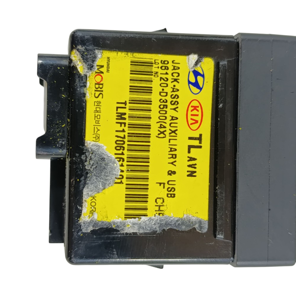 Conector Usb New Tucson Gls 1.6 2019 96120d3500 6