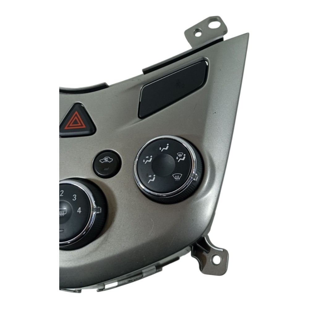 Comando ar condicionado chevrolet sonic 2013 95076682 7