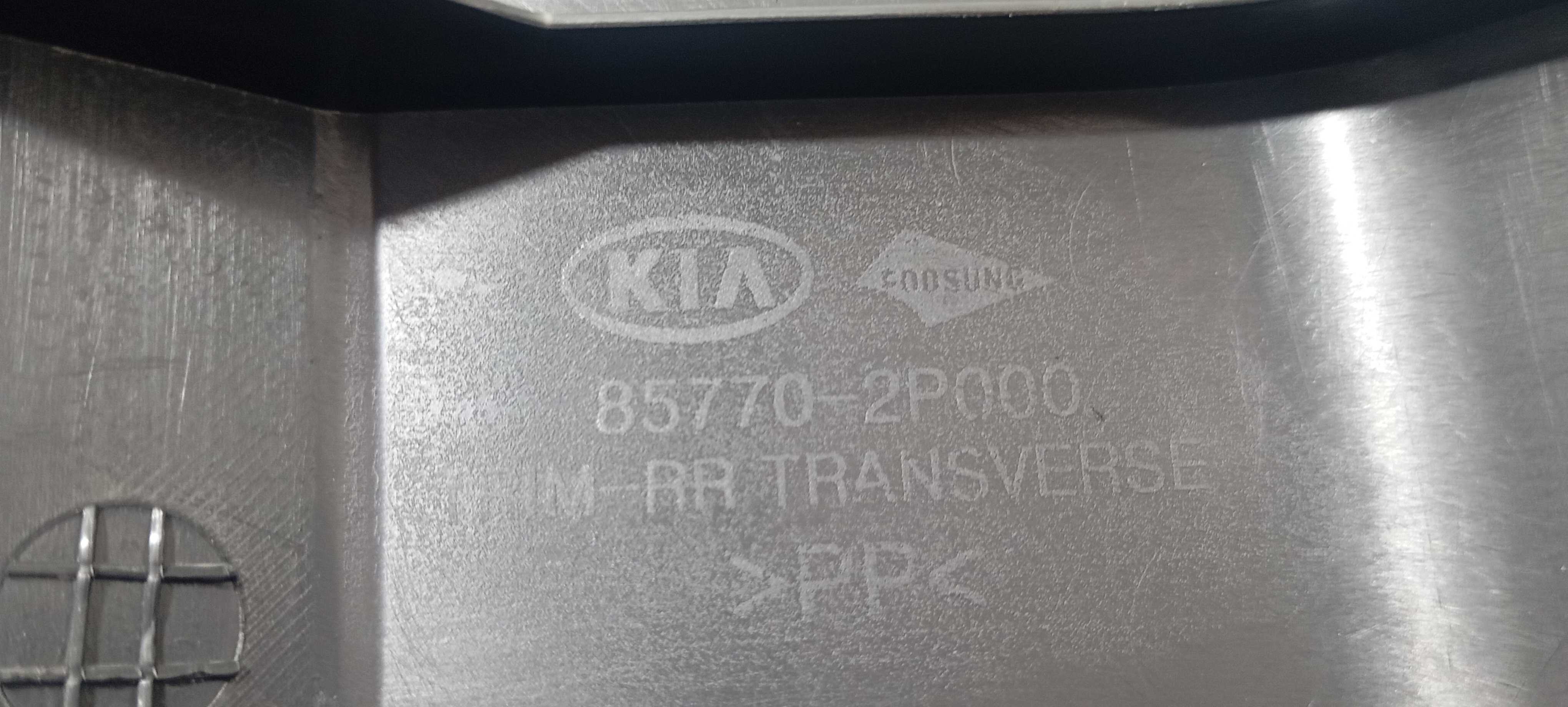 Acabamento Painel Traseiro Kia Sorento Ex 2.4 857702p000 5