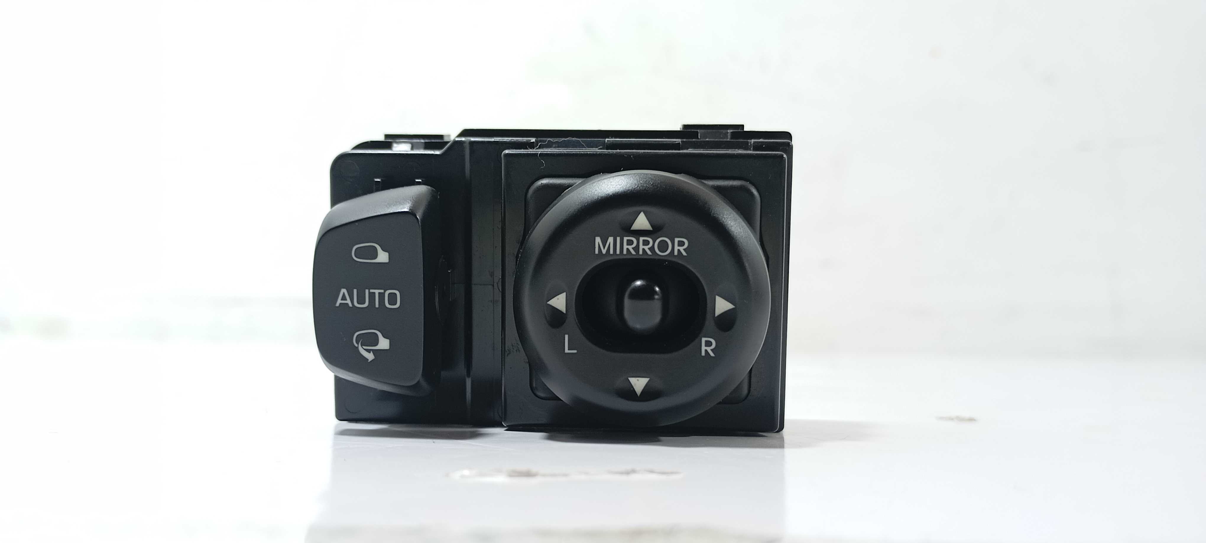 Botão Retrovisor Hb20x Premium 1.6 2018 3f54801000 7