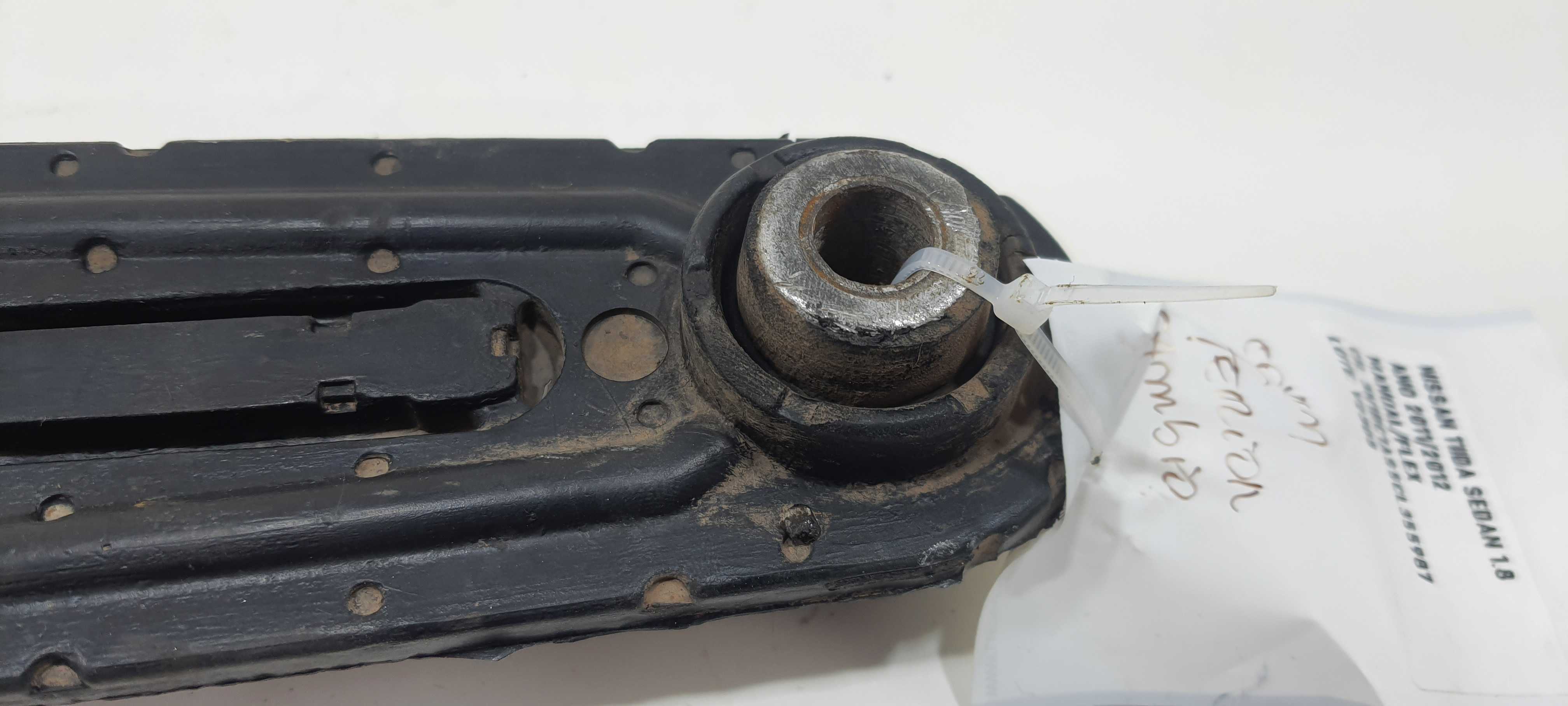 Coxim Inferior Cambio Nissan Tiida Sedan 1.8 2012 V2305 4