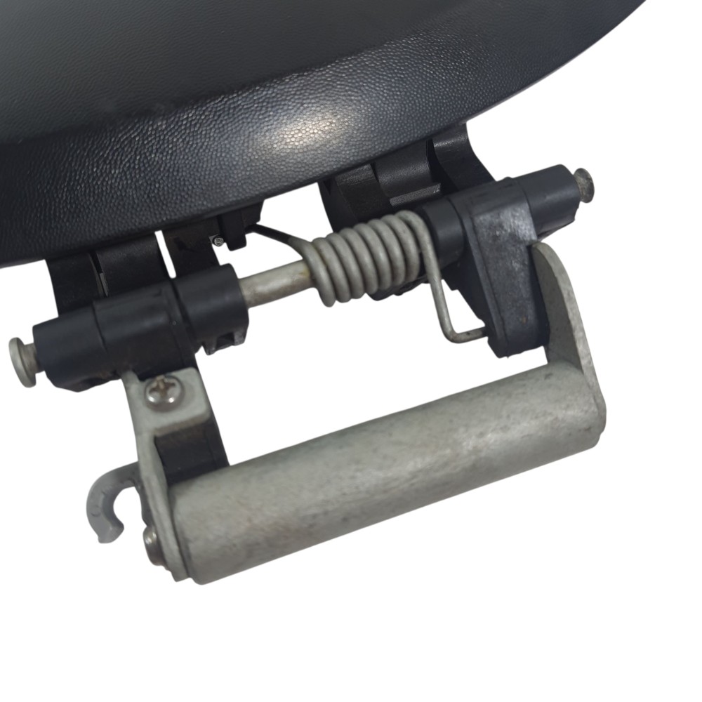 Macaneta Externa Traseira Esquerda Kwid Zen 2023 806075451r Preto Traseira 8