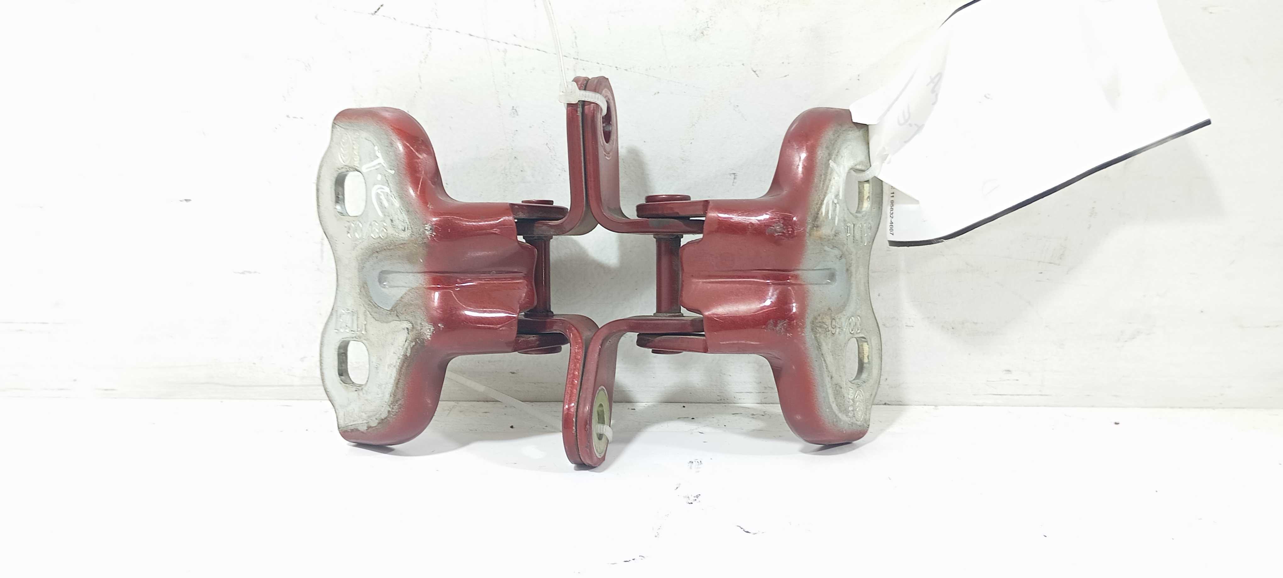 Dobradiça Porta Traseira E. Gm Onix Active 1.4 2018 A046057 2