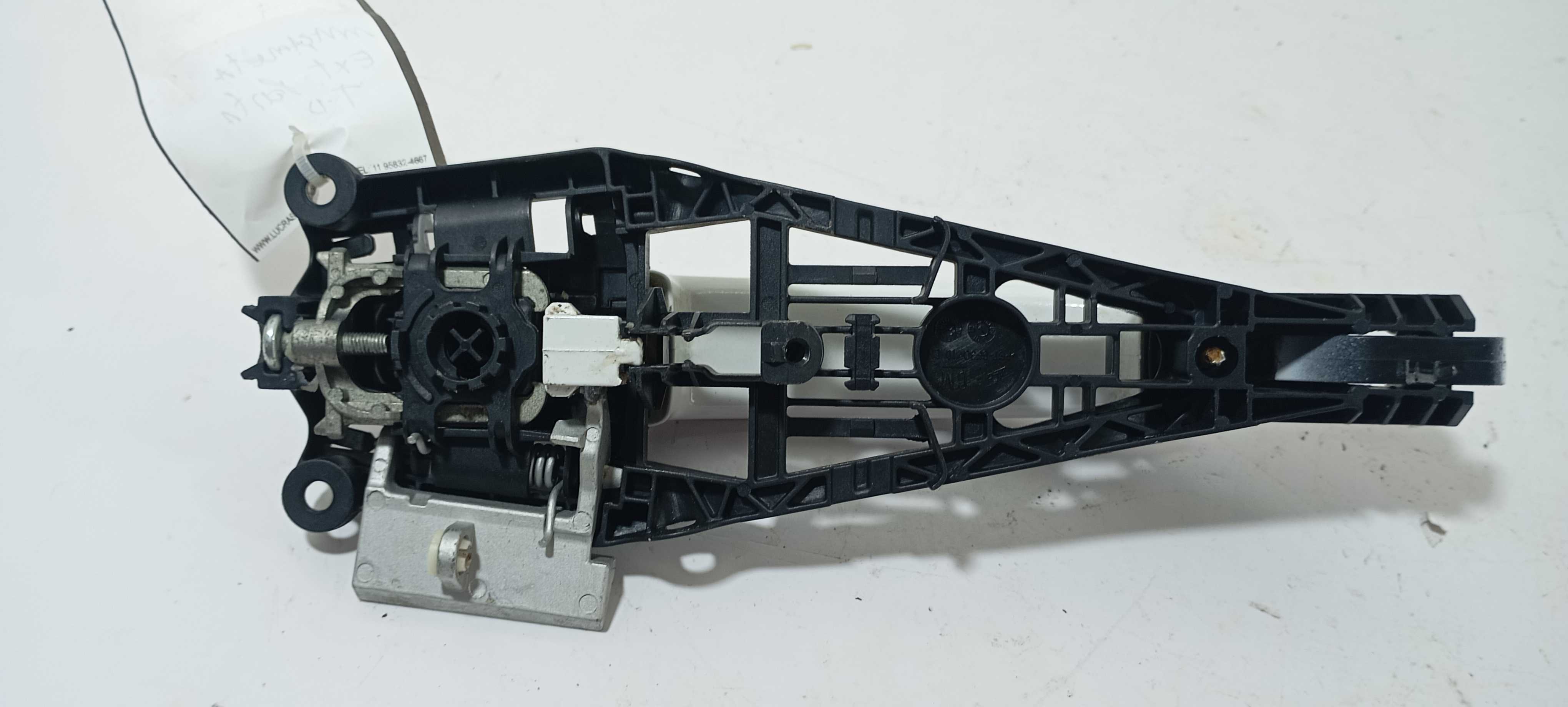 Maçaneta Ext Porta Traseira Direita Cruze 2014 25936881 Branco Traseira 4