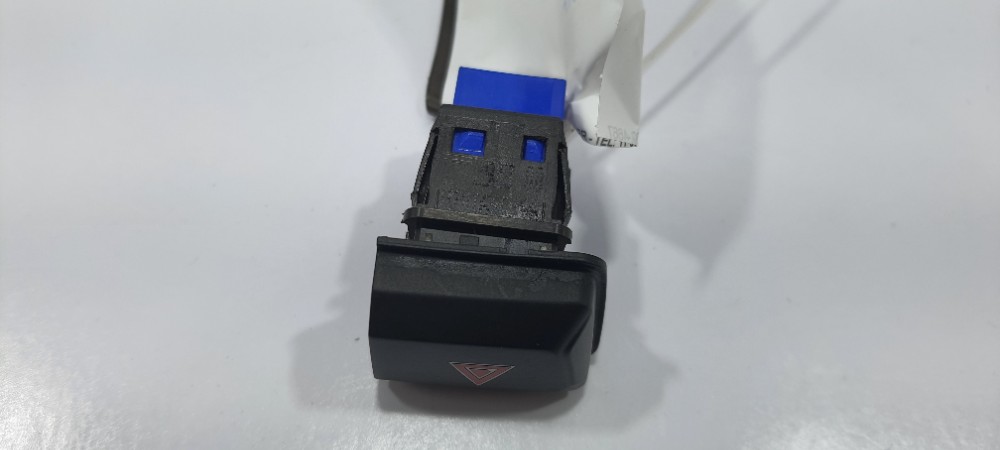 Botão Pisca Alerta Peugeot 208 1.2 2018 96750916 Preto 4