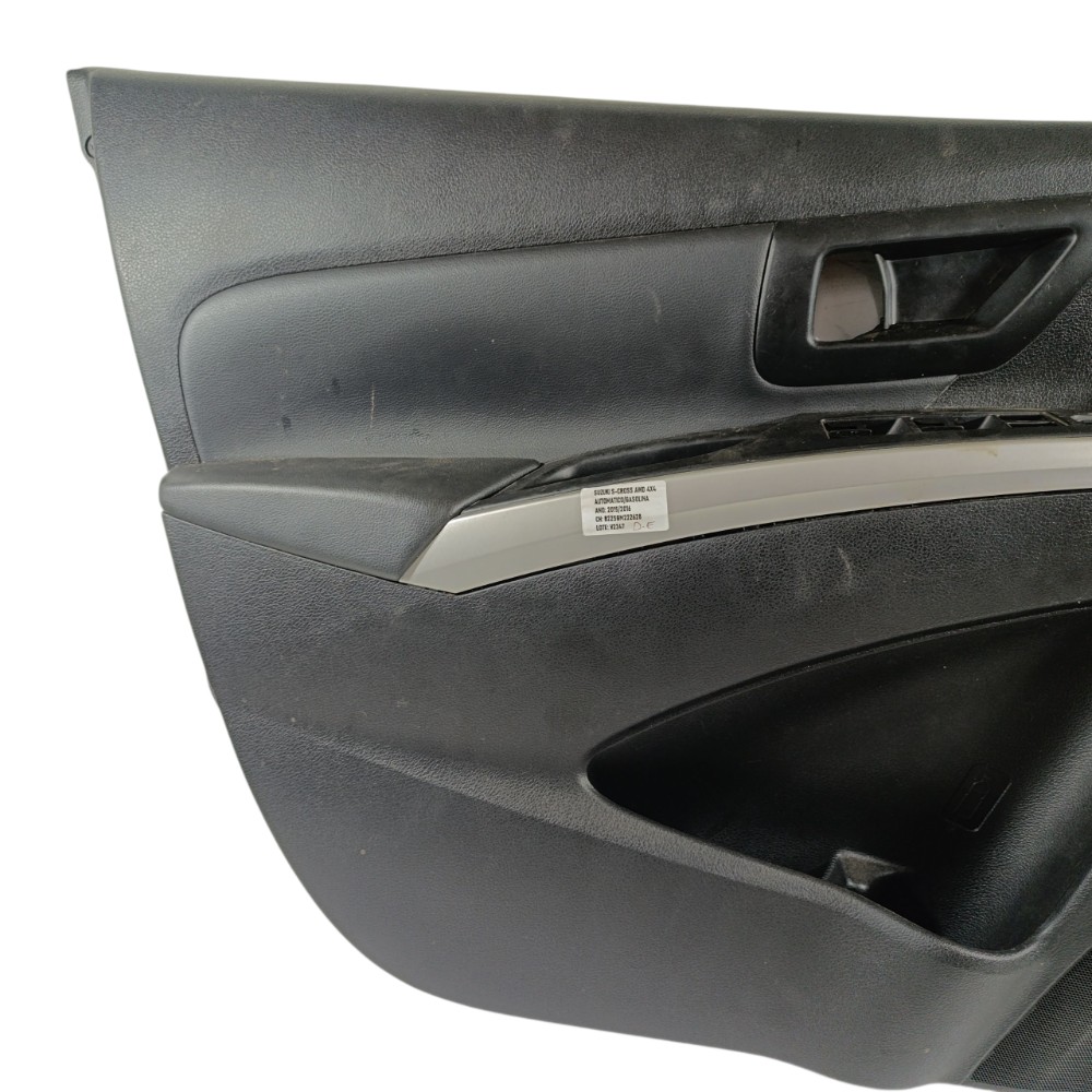Forro porta Dianteiro esquerdo suzuki s-cross 2016 Gm222628 2