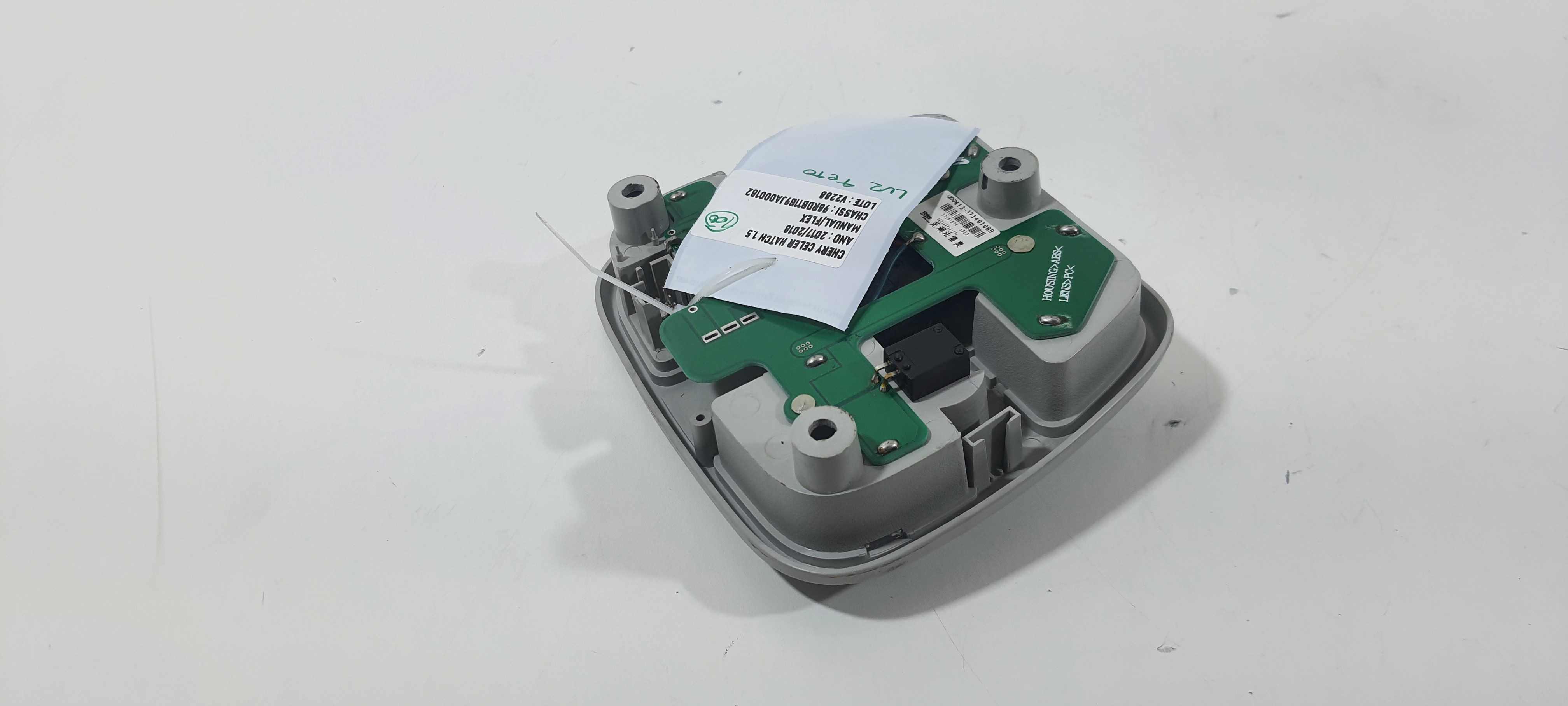 Luz Teto Dianteira Chery Celer Hatch 2017 Manual V2288 7