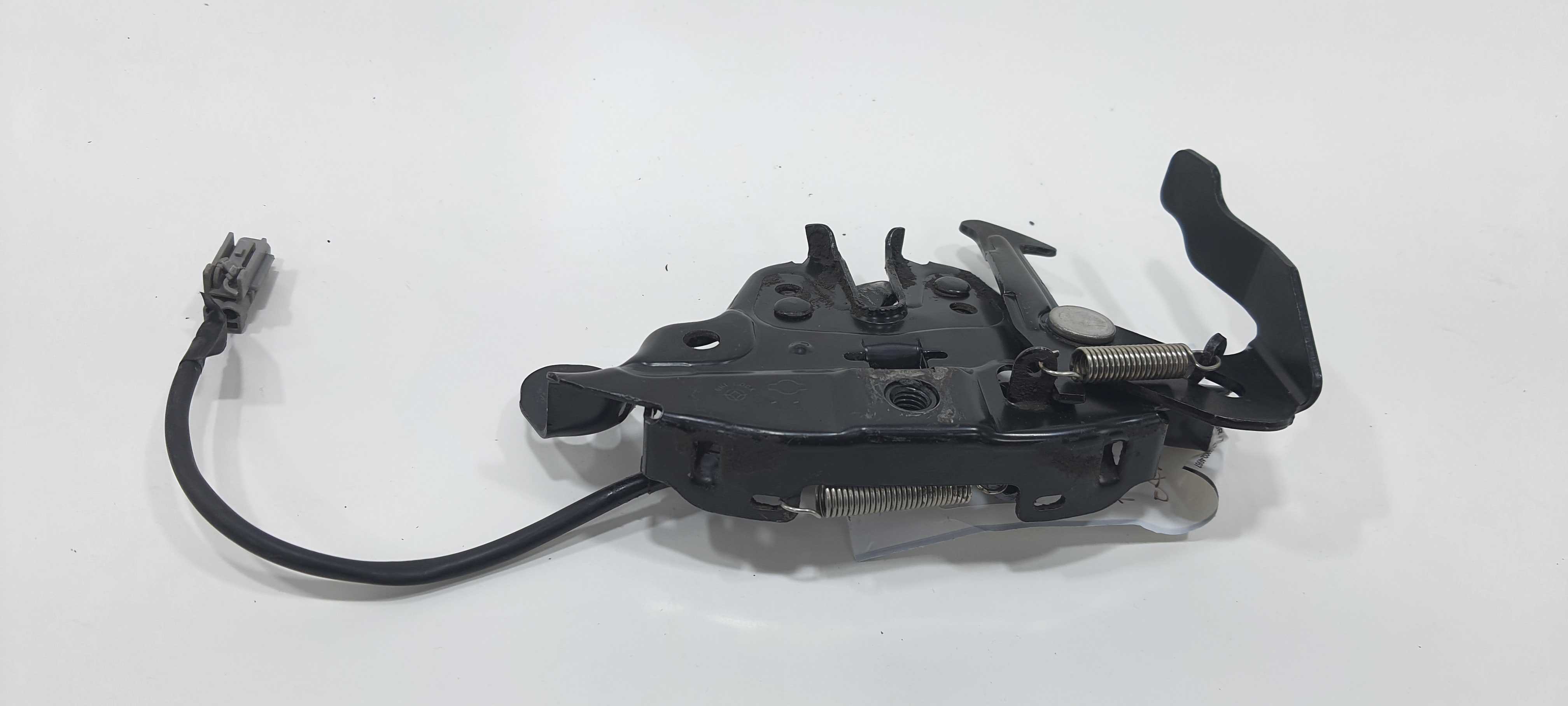 Fechadura Capô Nissan Tiida Sedan 1.8 2012 V2305 2