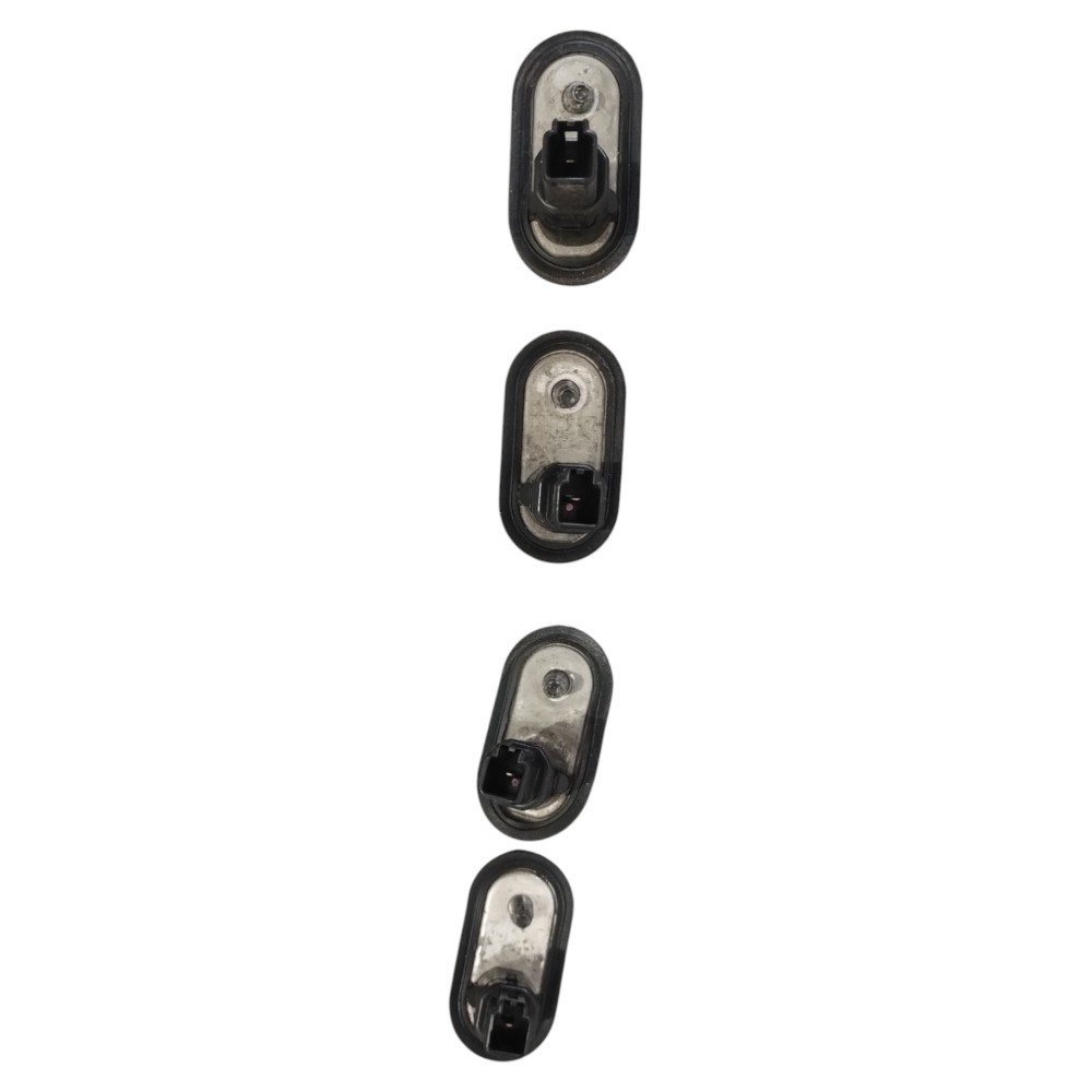 Botões Sensor De Abertura Das Portas Toyota Corolla 15/19. 3