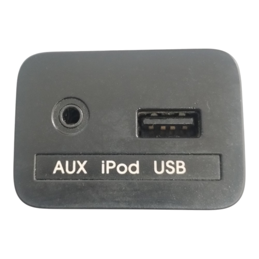 Botão Entrada Usb Auxiliar Kia Sportage 2011 À 2016.