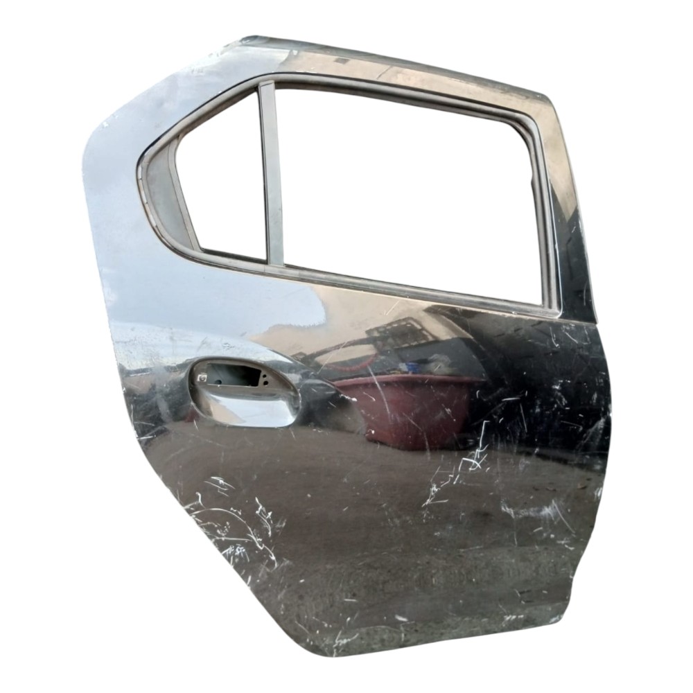 PORTA TRASEIRA DIREITA RENAULT LOGAN 2014 À 2021. 4