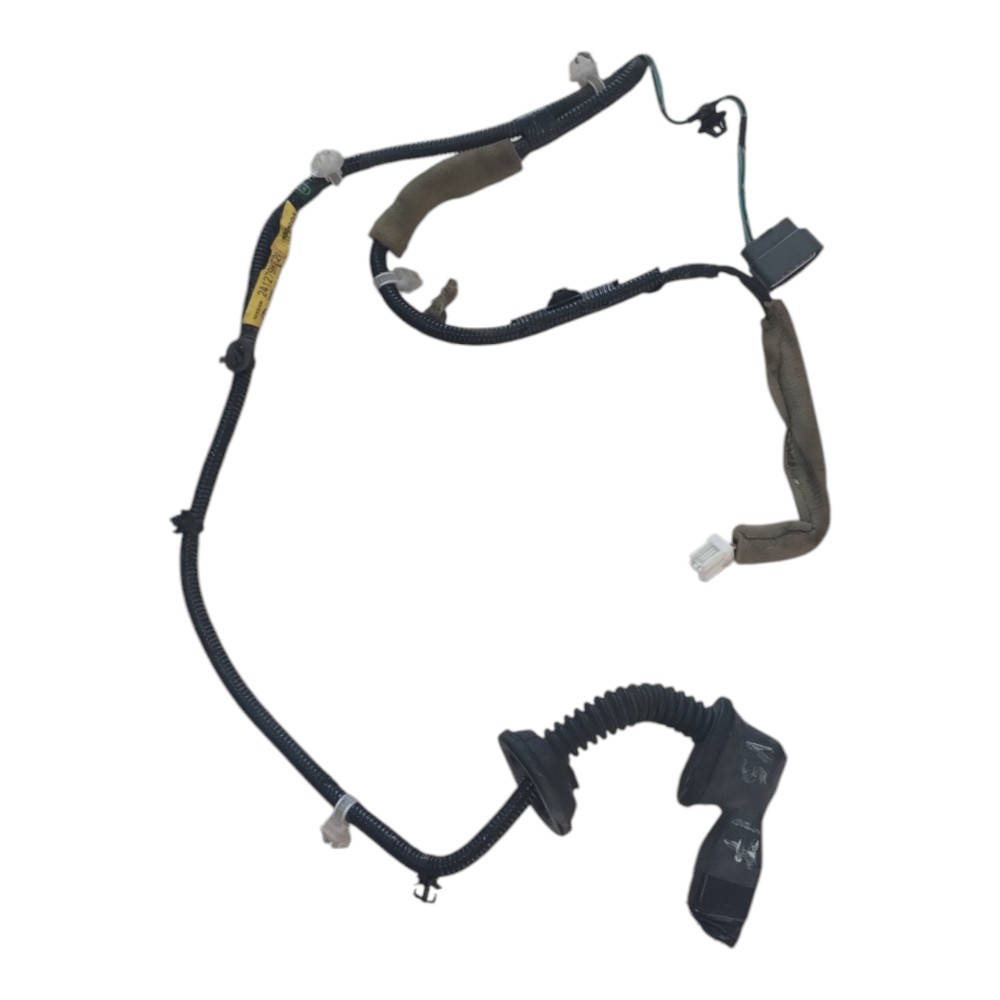 Chicote Porta Traseira Esquerda Nissan Versa 2016 À 2019. 2