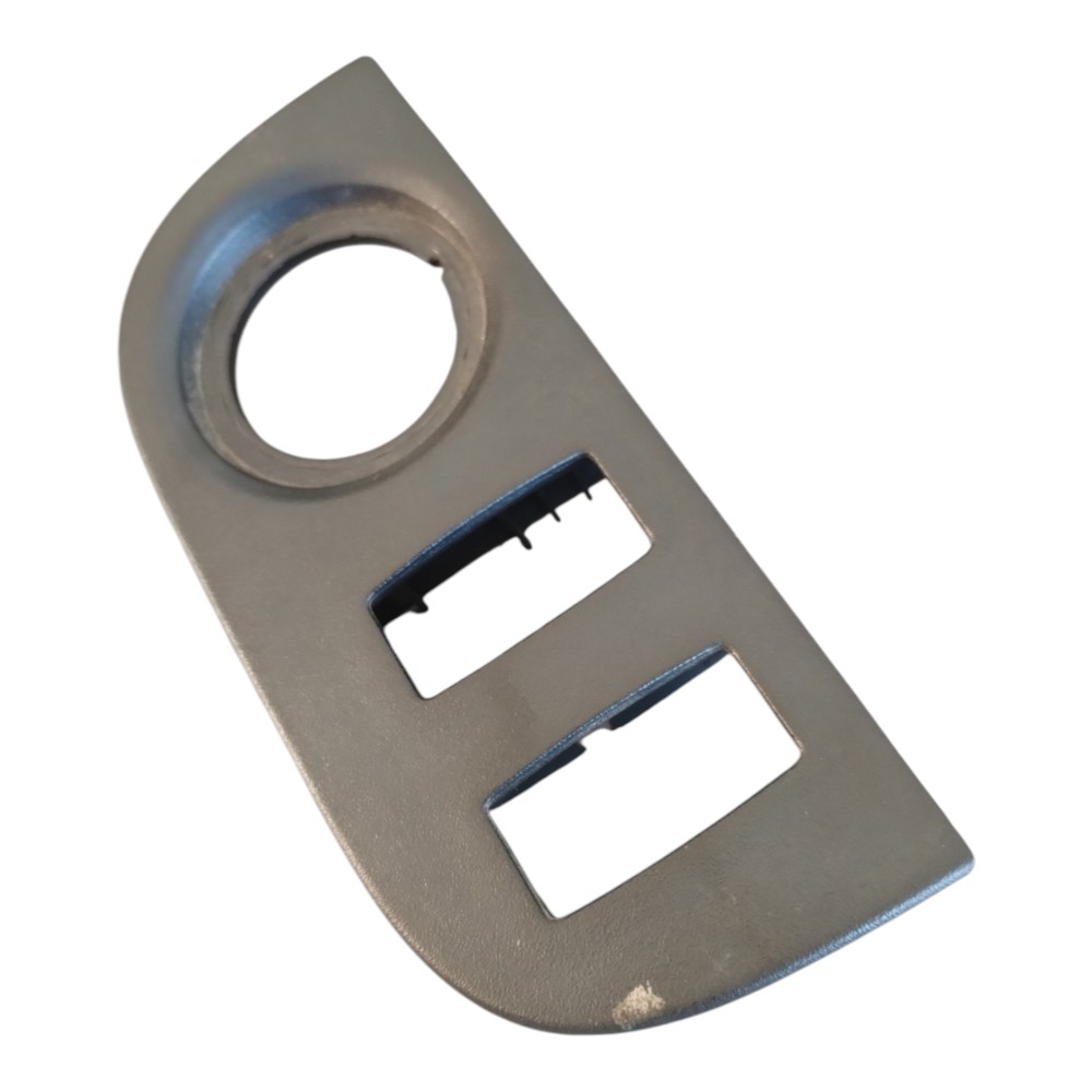 Moldura Comando Retrovisor Renault Sandero 2015 À 2019. 1