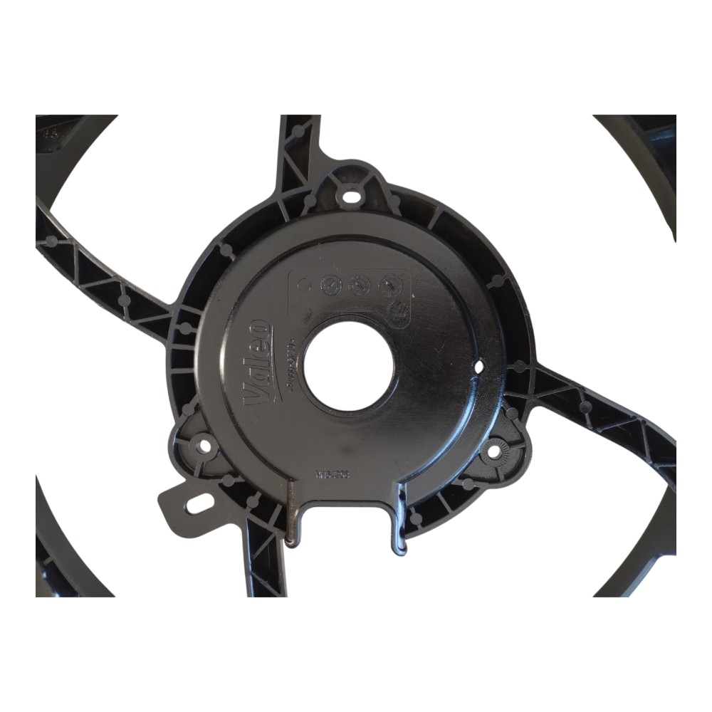 Defletor Do Radiador Peugeot 208 1.5 2013 À 2019. 4