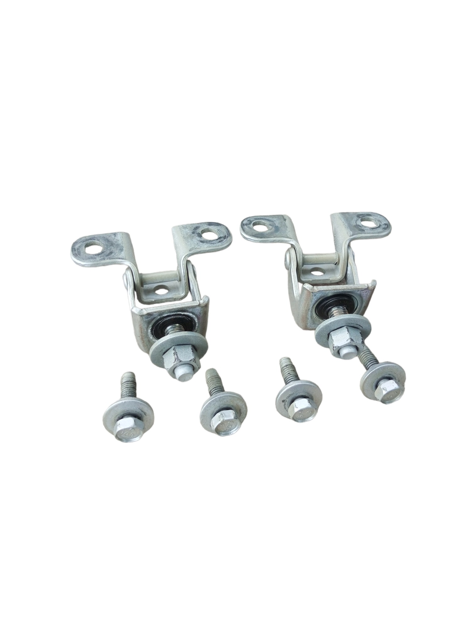 Dobradiças Do Porta Malas Gm Chevrolet Tracker 2020 Á 2023 3