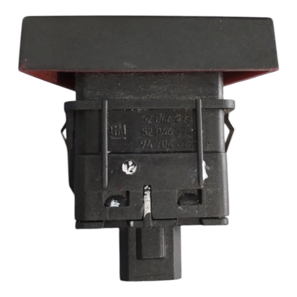 Botão Interruptor Pisca Alerta Gm Omix Prisma 2013 À 2019. 2