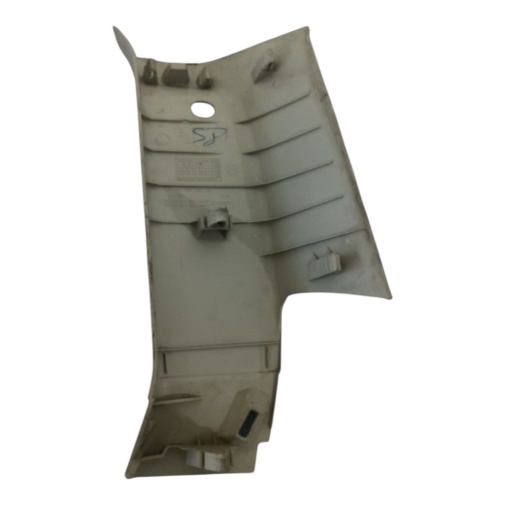ACABAMENTO COLUNA TRAS. ESQUERDA RENAULT MEGANE 2007 À 2012. 2