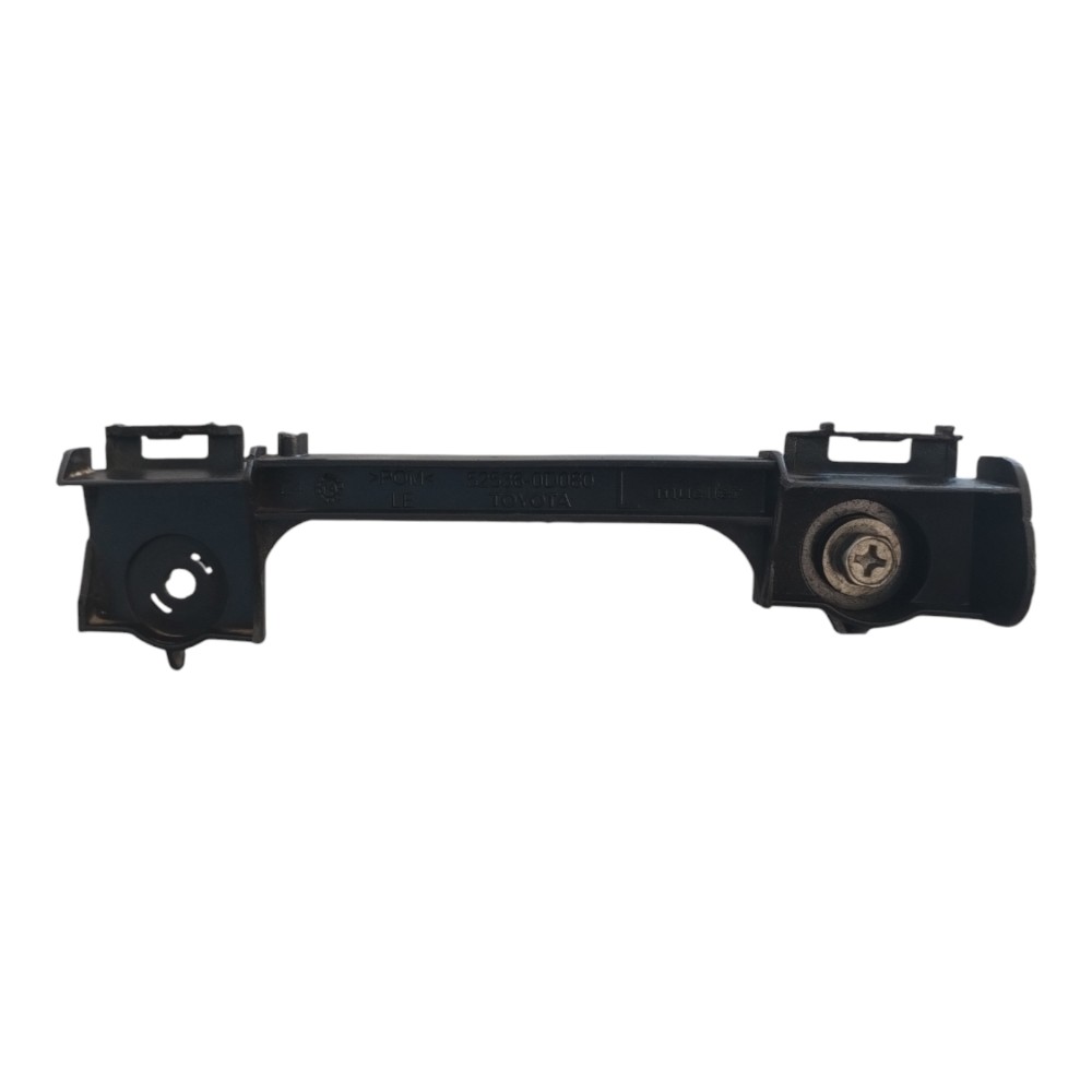 Guia Para-choque Diant. Esq. Toyota Etios 1.3 E 1.5 12/19. 3