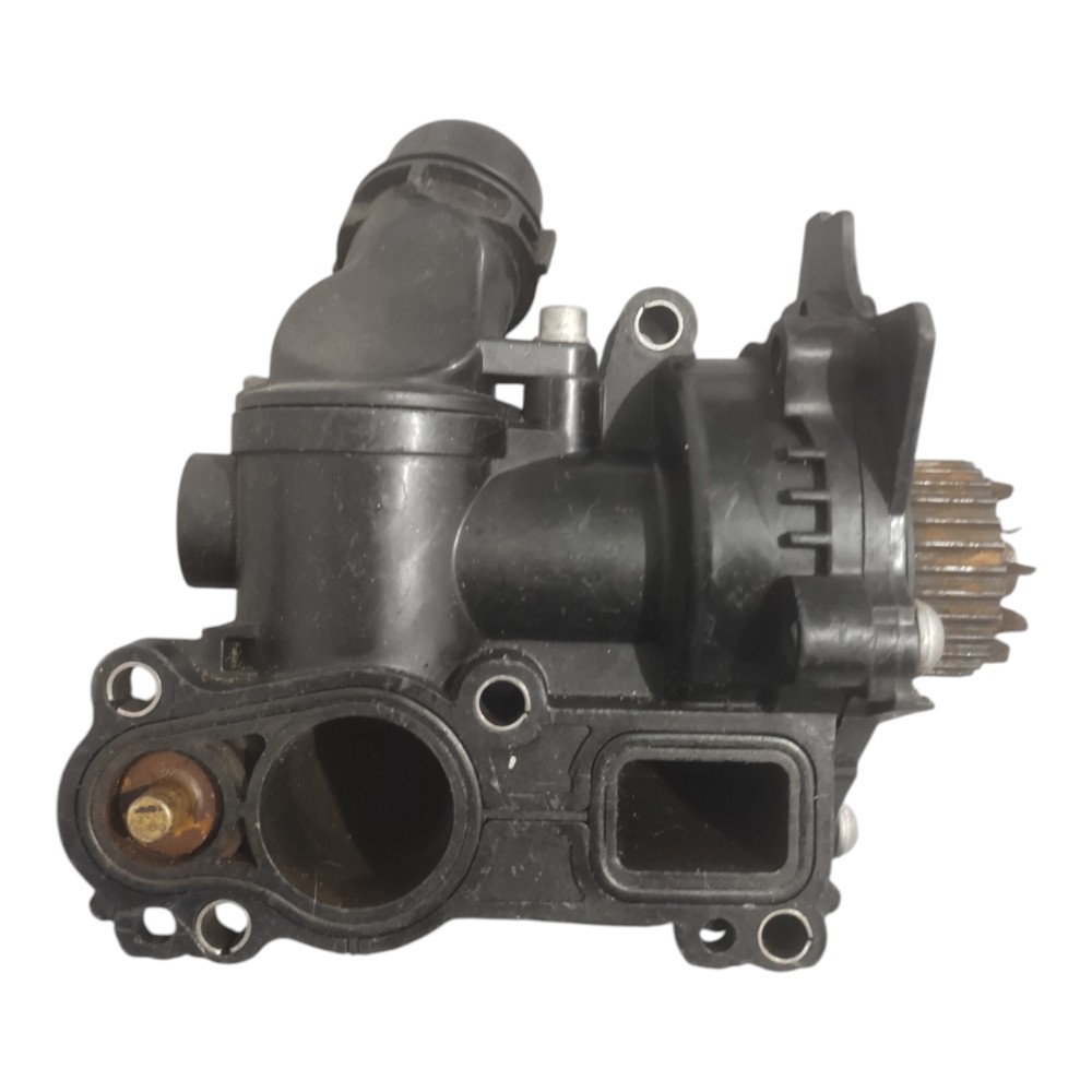 Bomba Da Água Vw Tiguan Jetta Passat Audi A3 A4 2.0 16v Tsi. 4