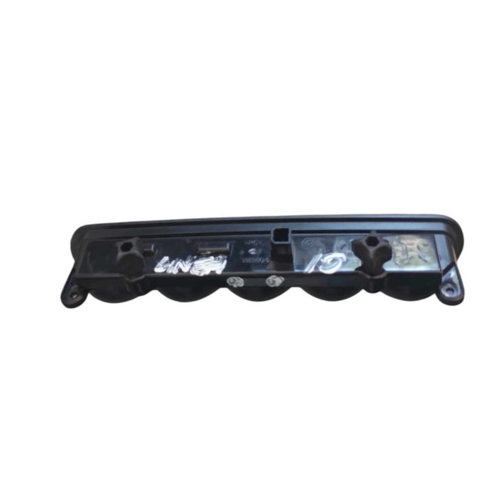 Break Light Fiat Linea Luz De Freio Fiat Linea 2010 À 2013. 3
