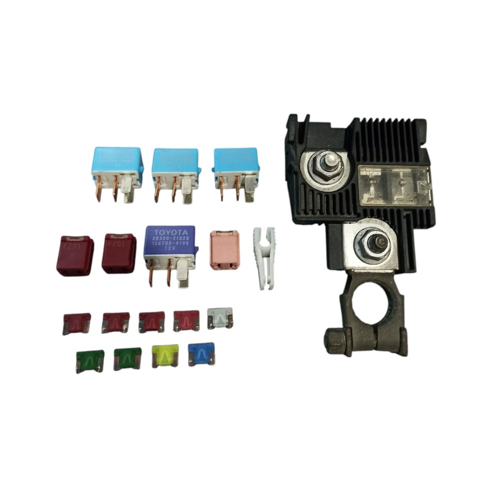 KIT RELE E FUSÍVEIS TOYOTA ETIOS 2013 Á 2015. 1