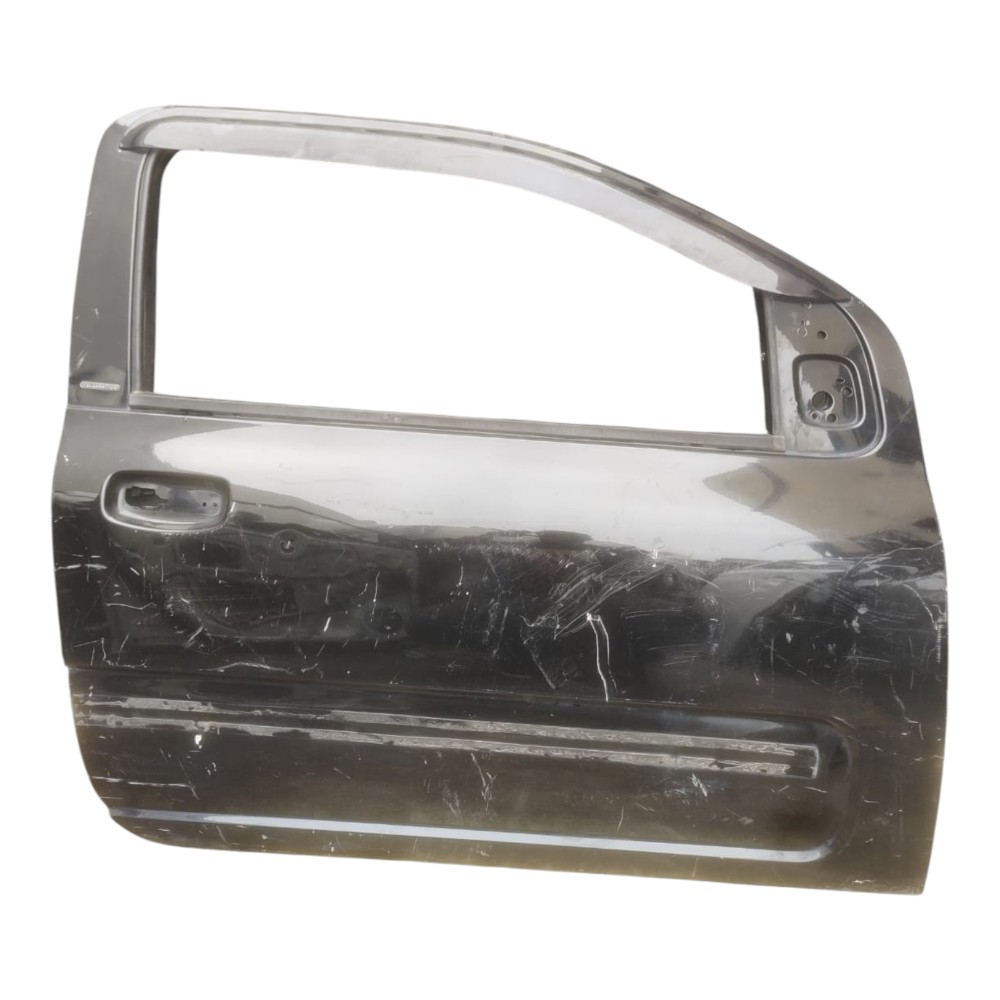 Porta Dianteira Direita Fiat Uno Vivace Fiorino 2015 À 2021. – Dianteira – Direito – Preto 1