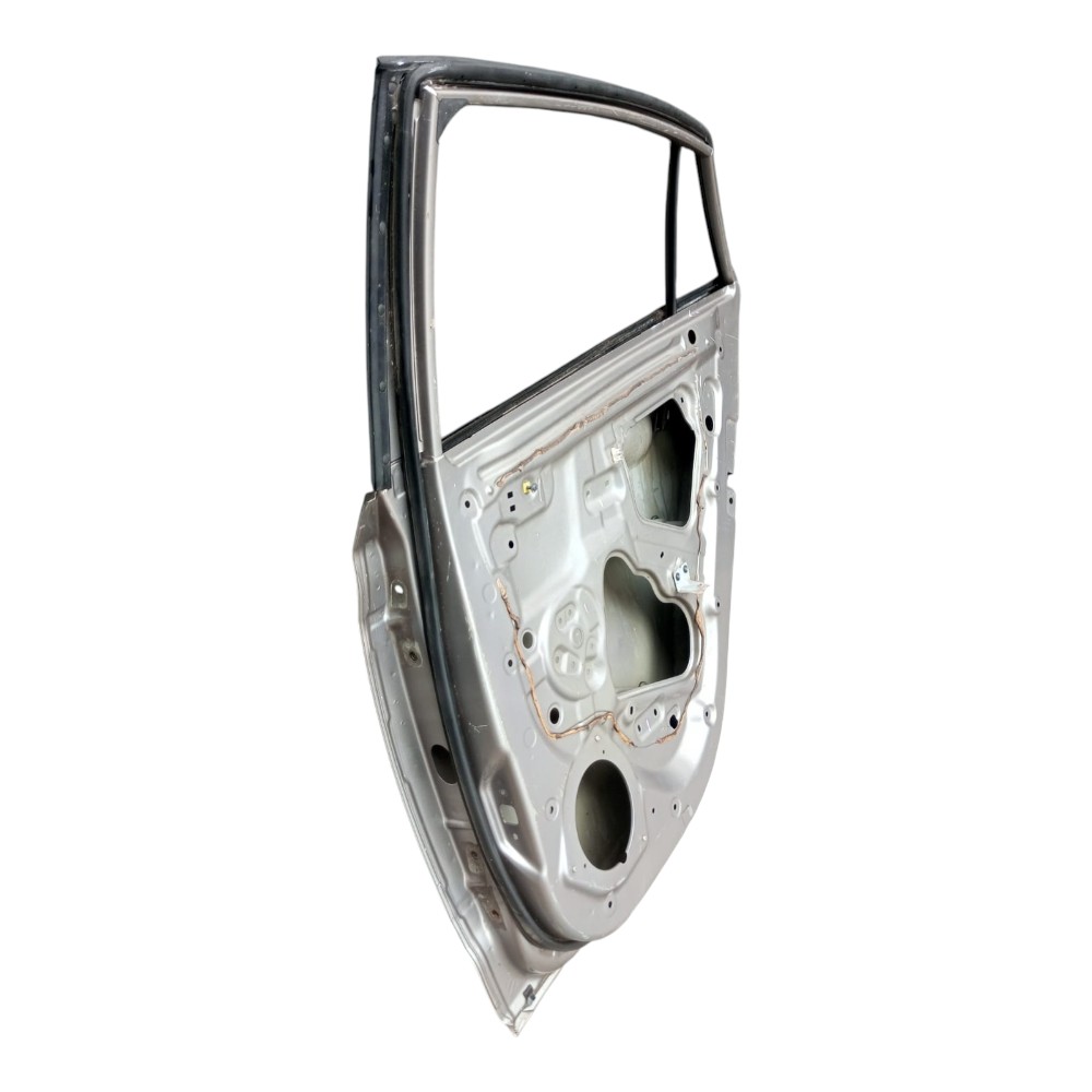 Porta Traseira Direita Hyundai Hb20 Sedan 2013 Á 2019. Traseira Direita Prata 9