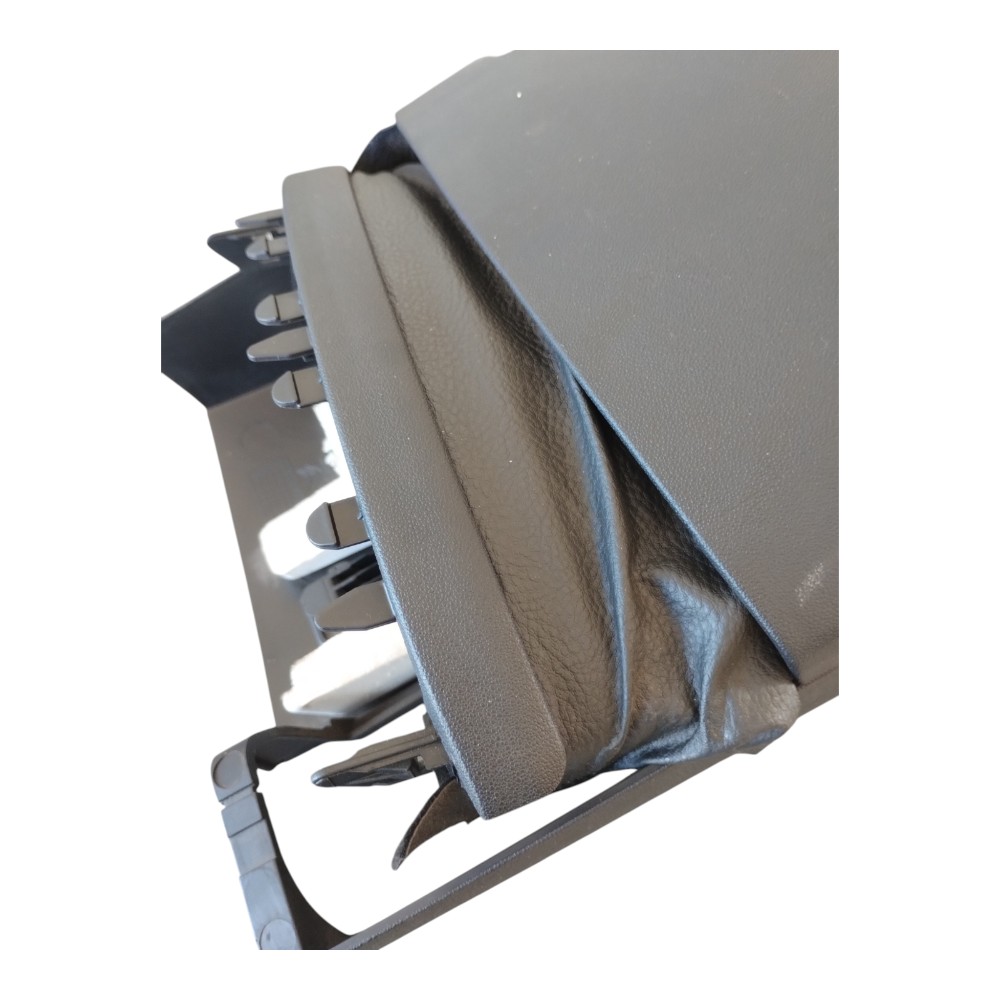 Moldura Inferior da Coluna Citroen C4 Lounge THP 2014 à 2018 3