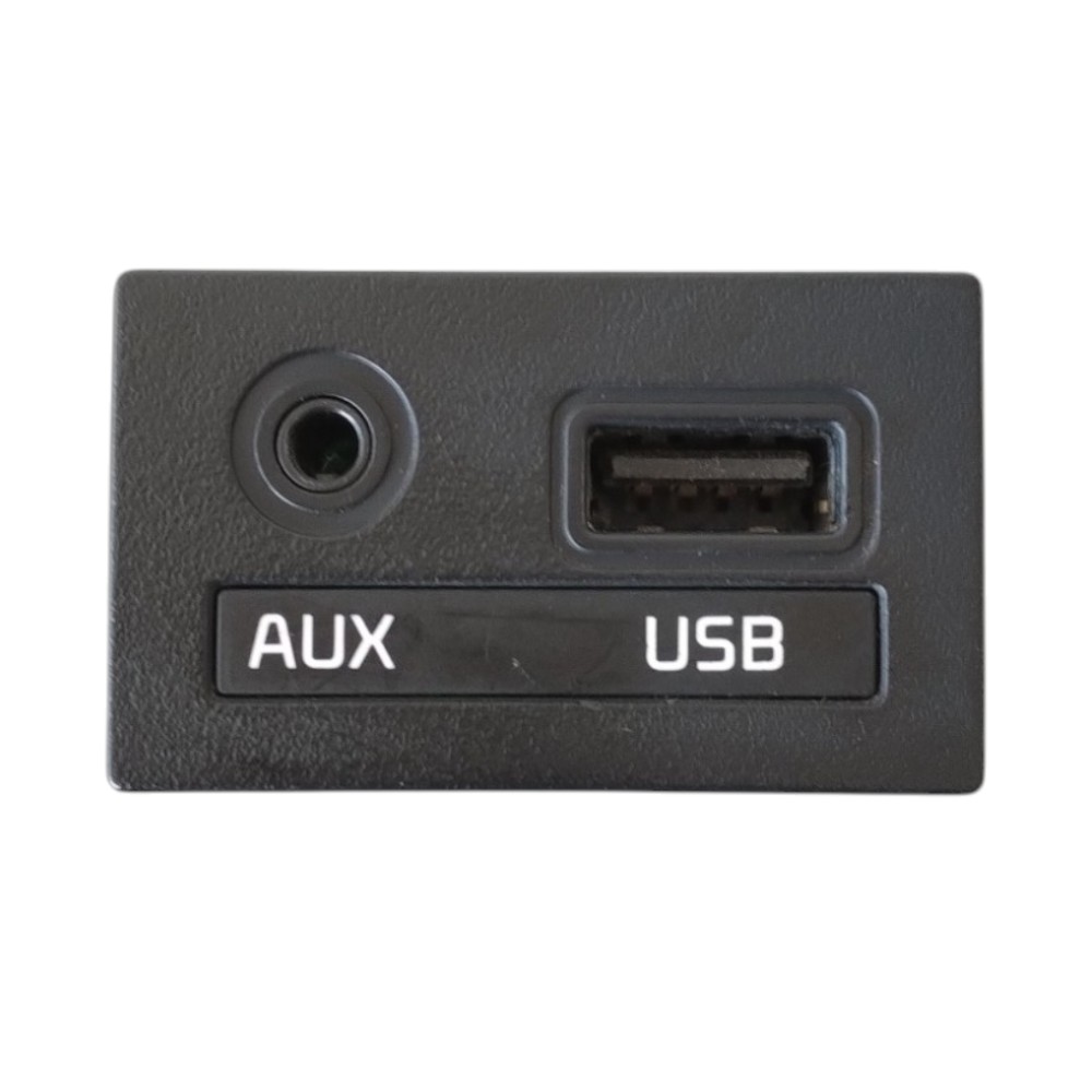 Tomada Auxiliar Plug Usb Kia Cerato 2014 à 2017 Original. 2
