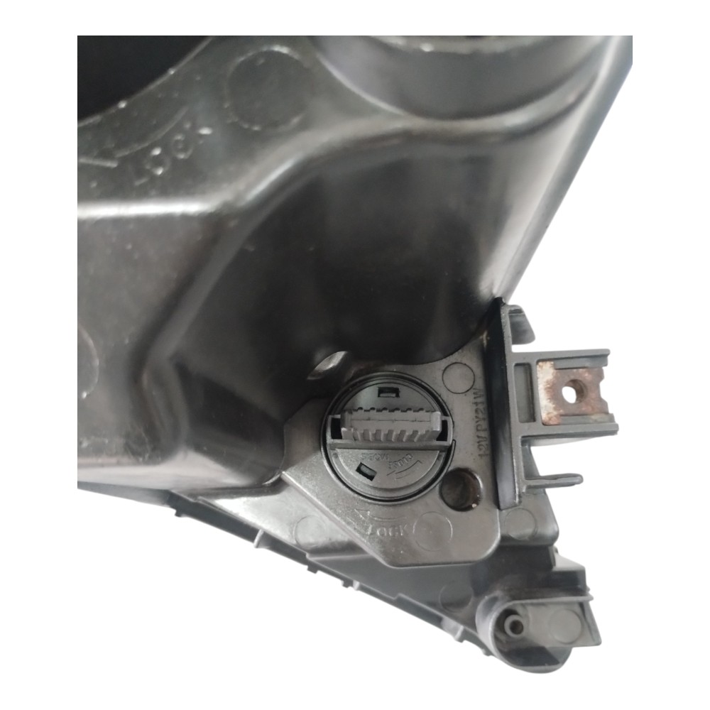 FAROL DIREITO SEM LED KIA SPORTAGE 2011 À 2016. 4
