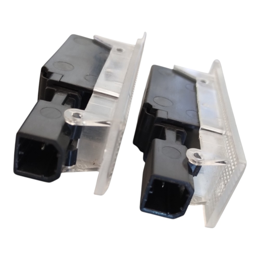 Par Lanternas Cortesia Porta-malas Jeep Compass T270 21/26. 4