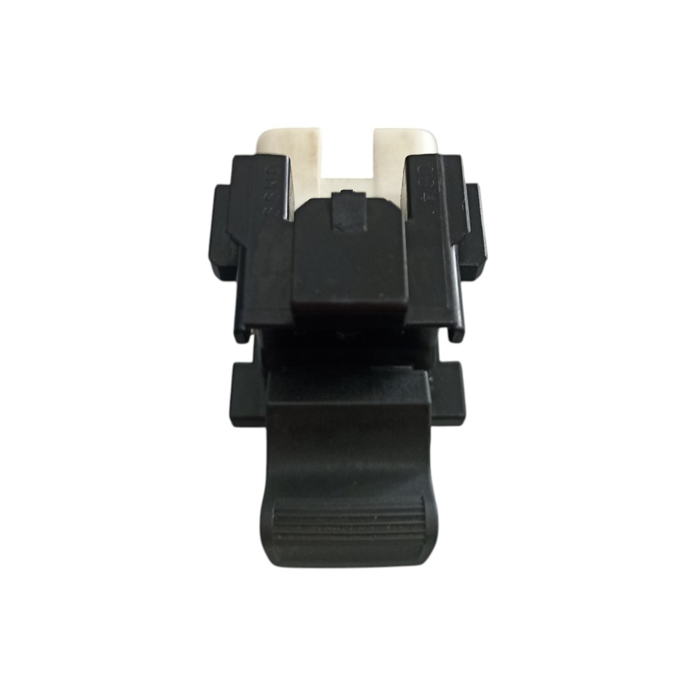 Botão Comando Porta Traseira Direita Toyota Etios 2013/2021. 4