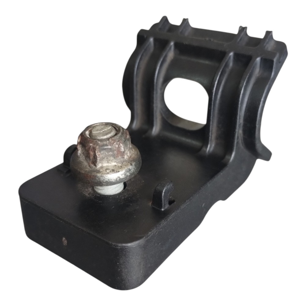 SUPORTE SUPERIOR RADIADOR CHEVROLET ONIX 1.0 2013 À 2019. 1