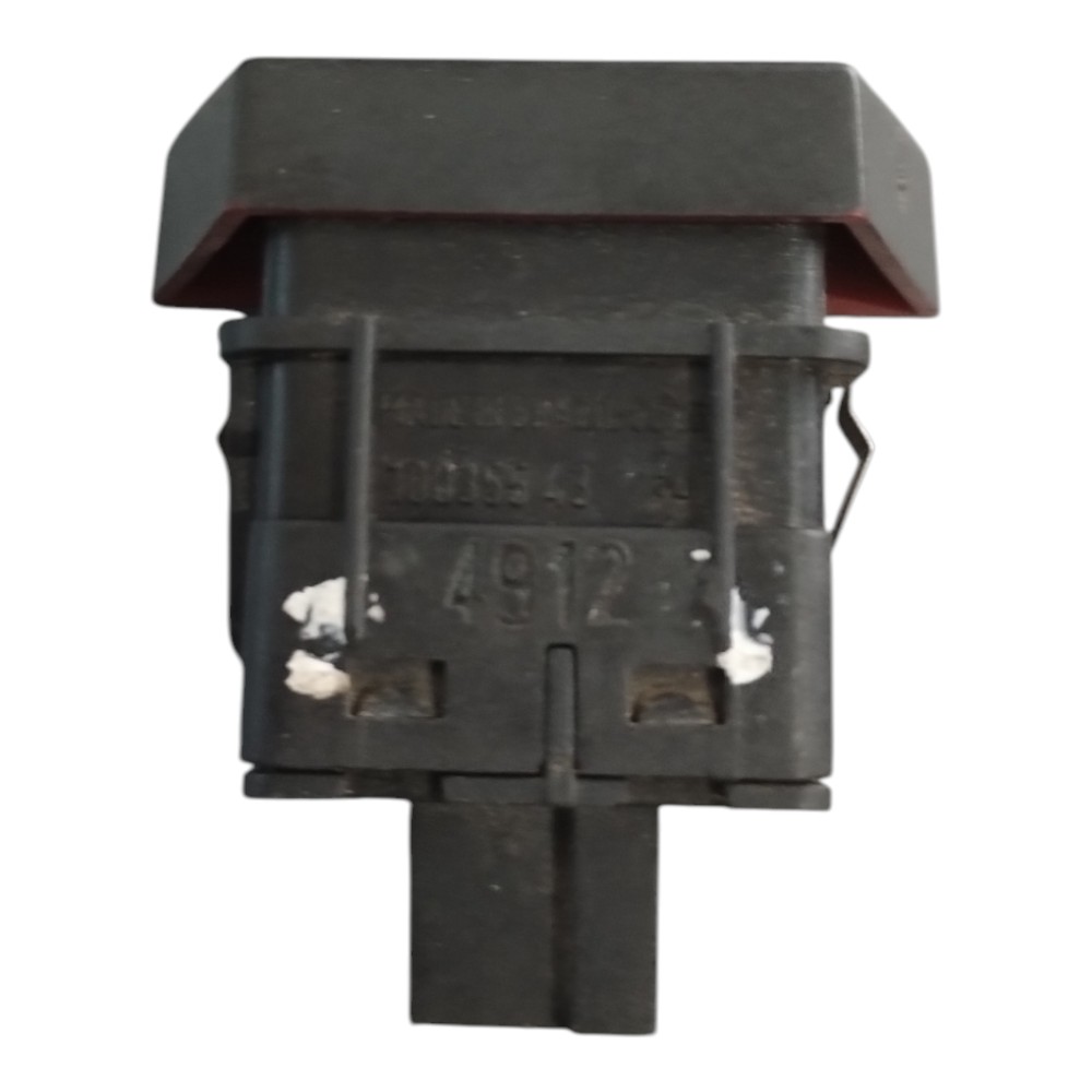 Botão Interruptor Pisca Alerta Gm Omix Prisma 2013 À 2019. 4