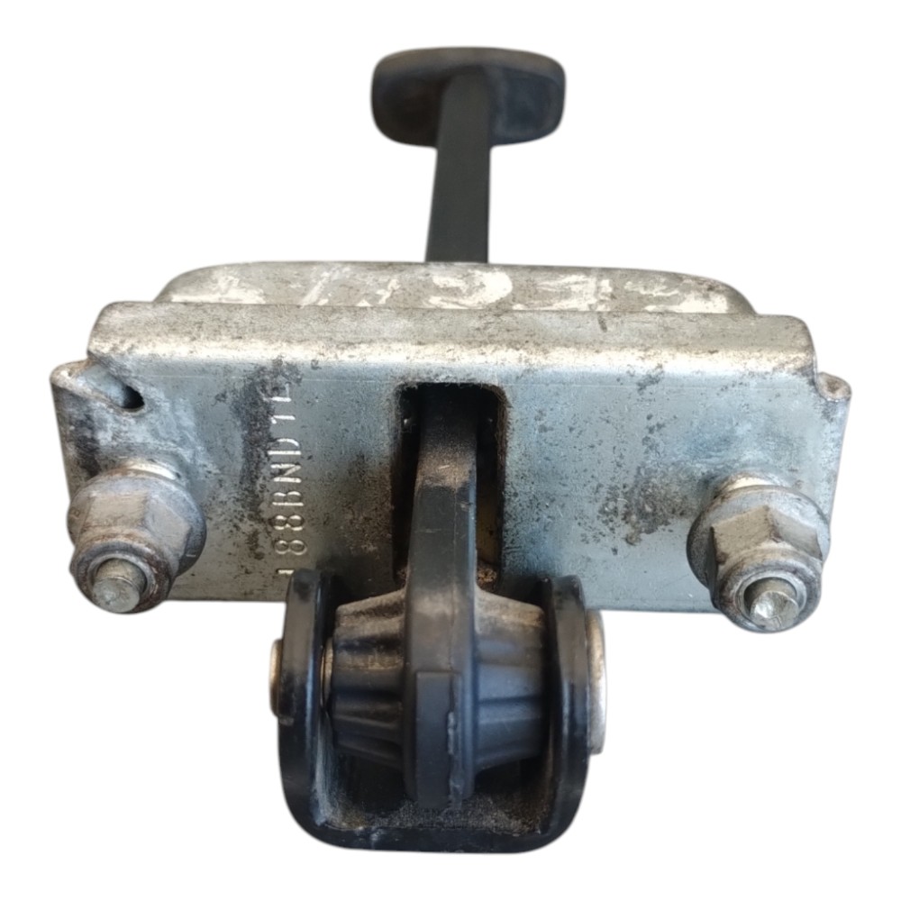 Limitador Porta Traseira Direita Ford Focus 2009 À 2013. 5