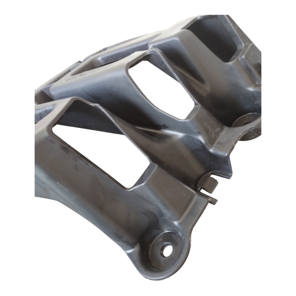 Guia Para-choque Traseiro Esquerdo Citroen C4 Lounge 14/18. 6