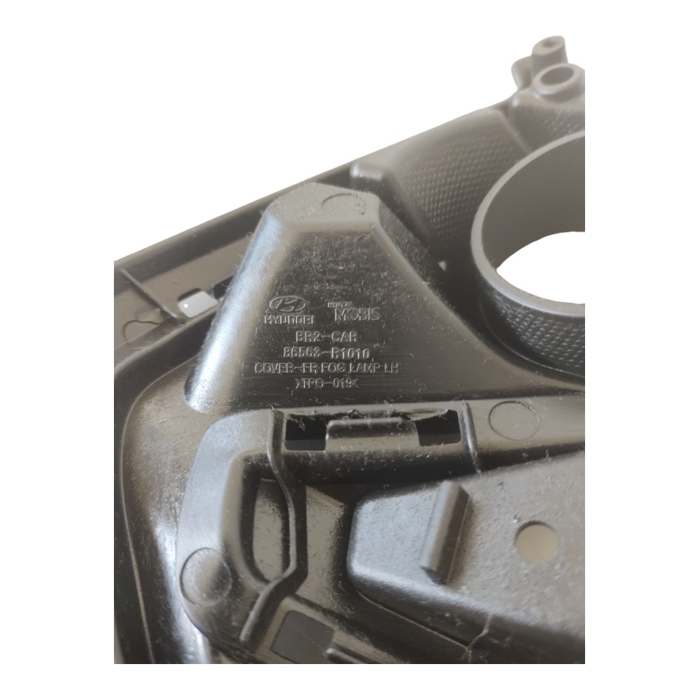 Moldura Esquerda Do Farol De Milha Hyundai Hb20 2020 À 2022. 2