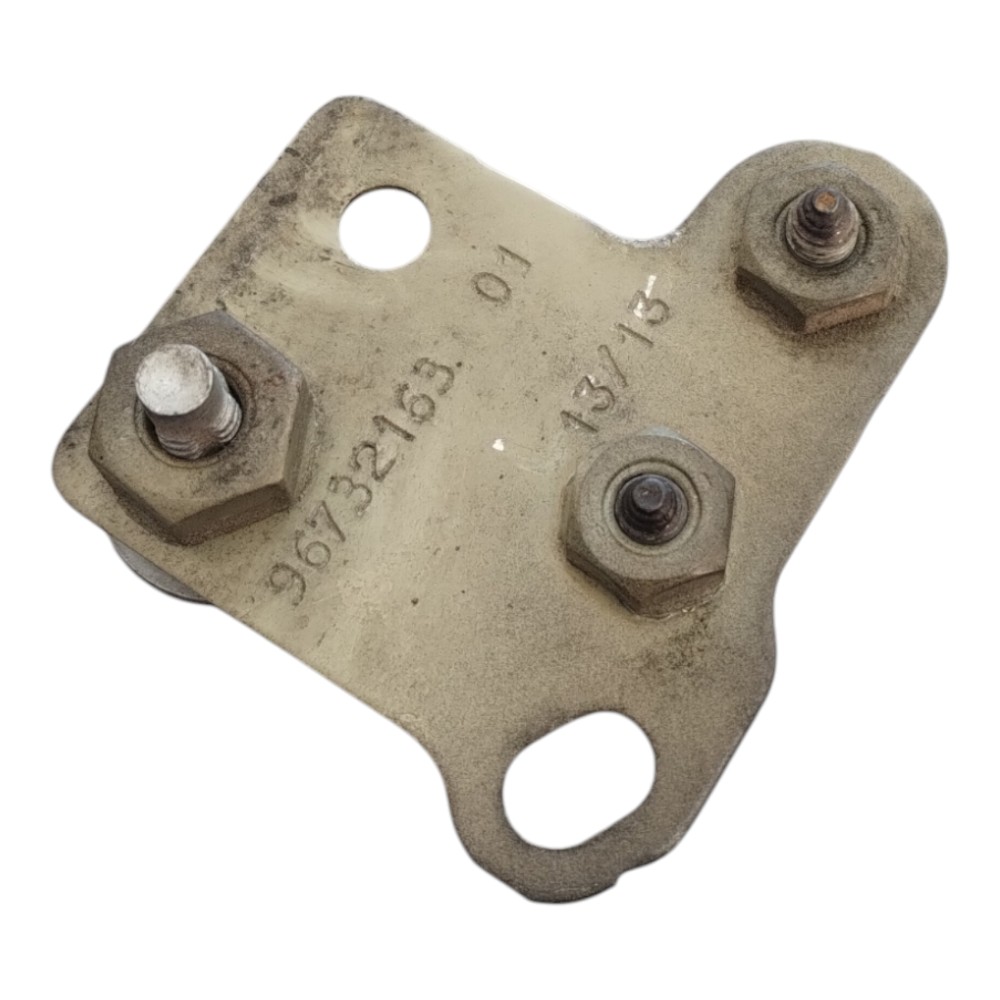 Suporte Longarina Lado Direito Peugeot 208 2013 À 2019. 2